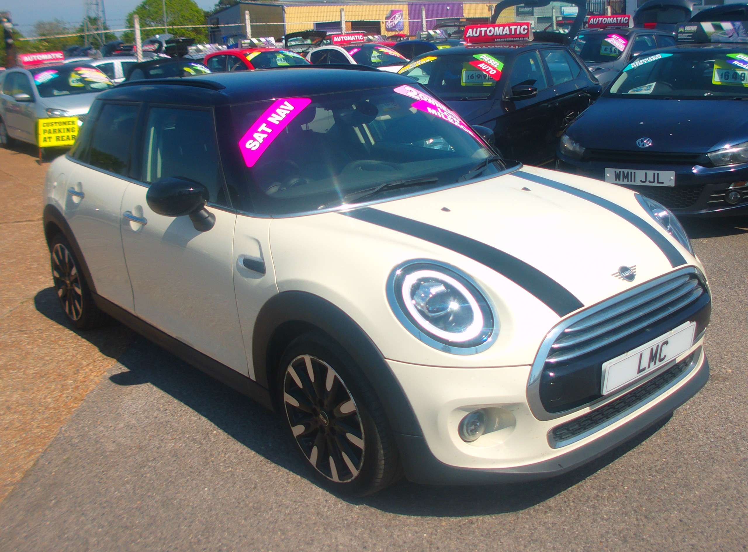 A 2019 MINI HATCH 1.5 Cooper Exclusive Hatchback 5dr Petrol Manual Euro 6 (s/s) A 2019 MINI HATCH 1.5 Cooper Exclusive Hatchback 5dr Petrol Manual Euro 6 (s/s)