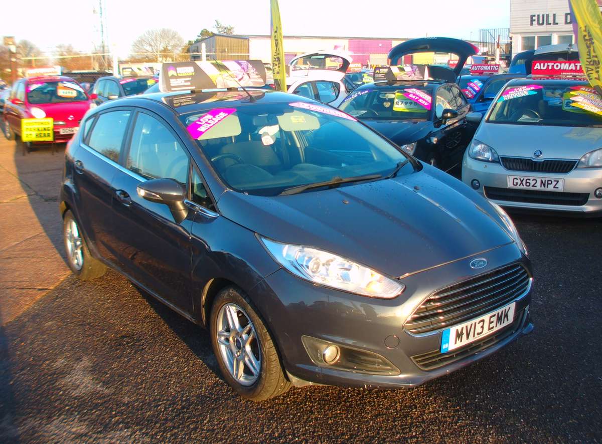 Check out this Ford Fiesta 2013 Petrol Manual