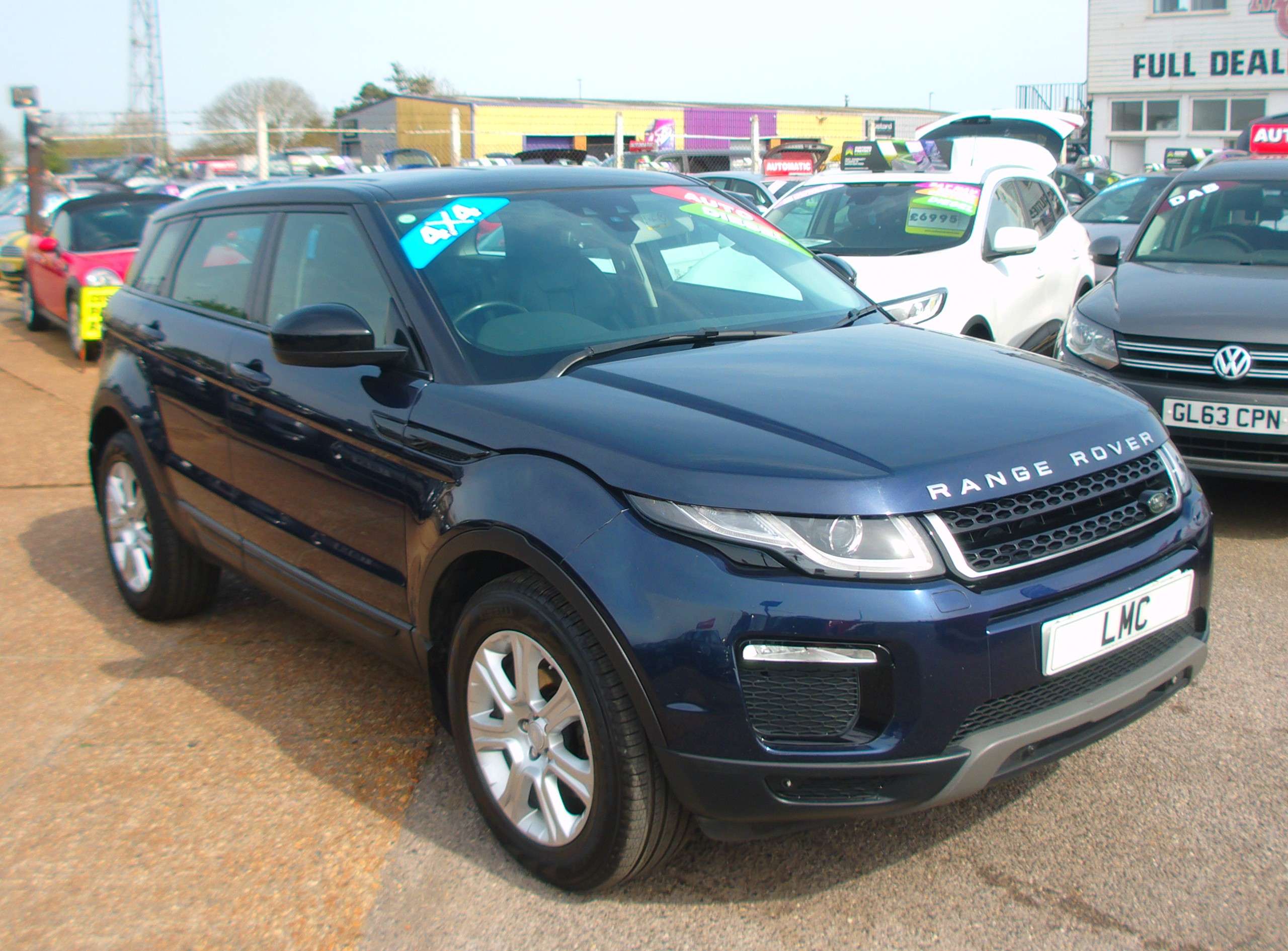 A 2016 LAND ROVER RANGE ROVER EVOQUE 2.0 TD4 SE Tech SUV 5dr Diesel Auto 4WD Euro 6 (s/s) A 2016 LAND ROVER RANGE ROVER EVOQUE 2.0 TD4 SE Tech SUV 5dr Diesel Auto 4WD Euro 6 (s/s)