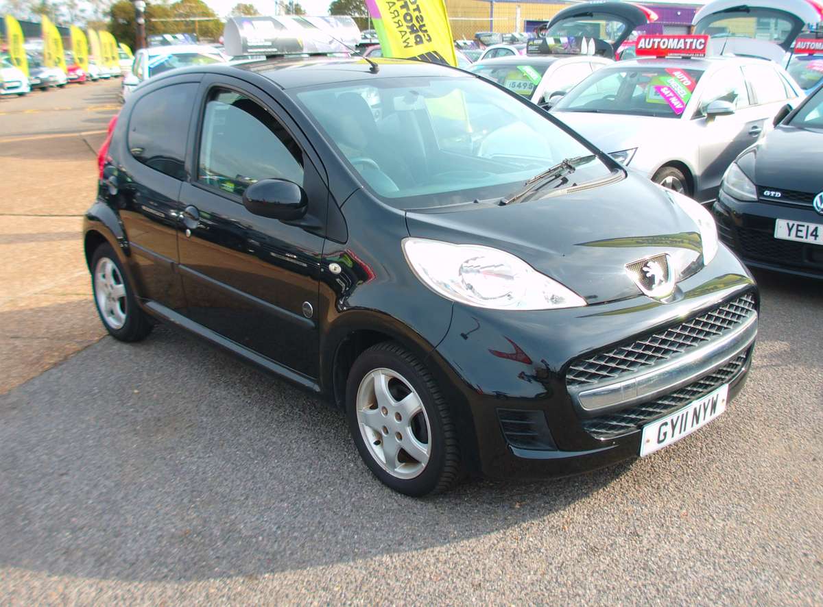 Check out this Peugeot 107 2011 Petrol Manual