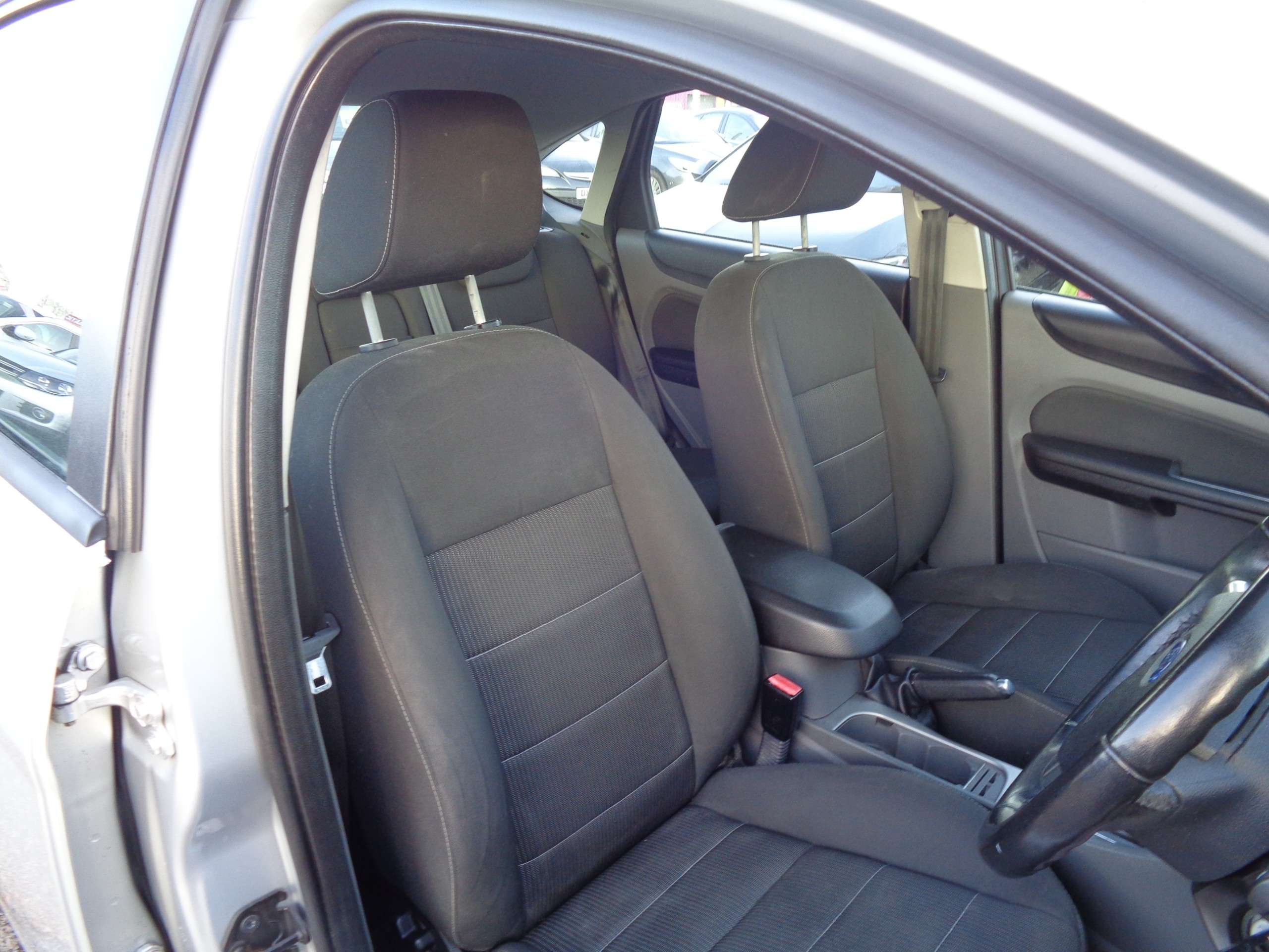 2011 FORD FOCUS 2011 FORD FOCUS