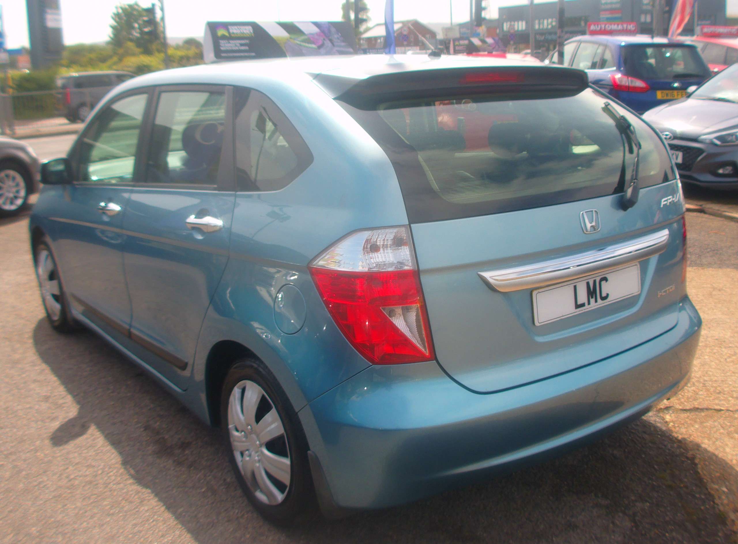 A 2006 HONDA FR-V CTDI SE A 2006 HONDA FR-V CTDI SE