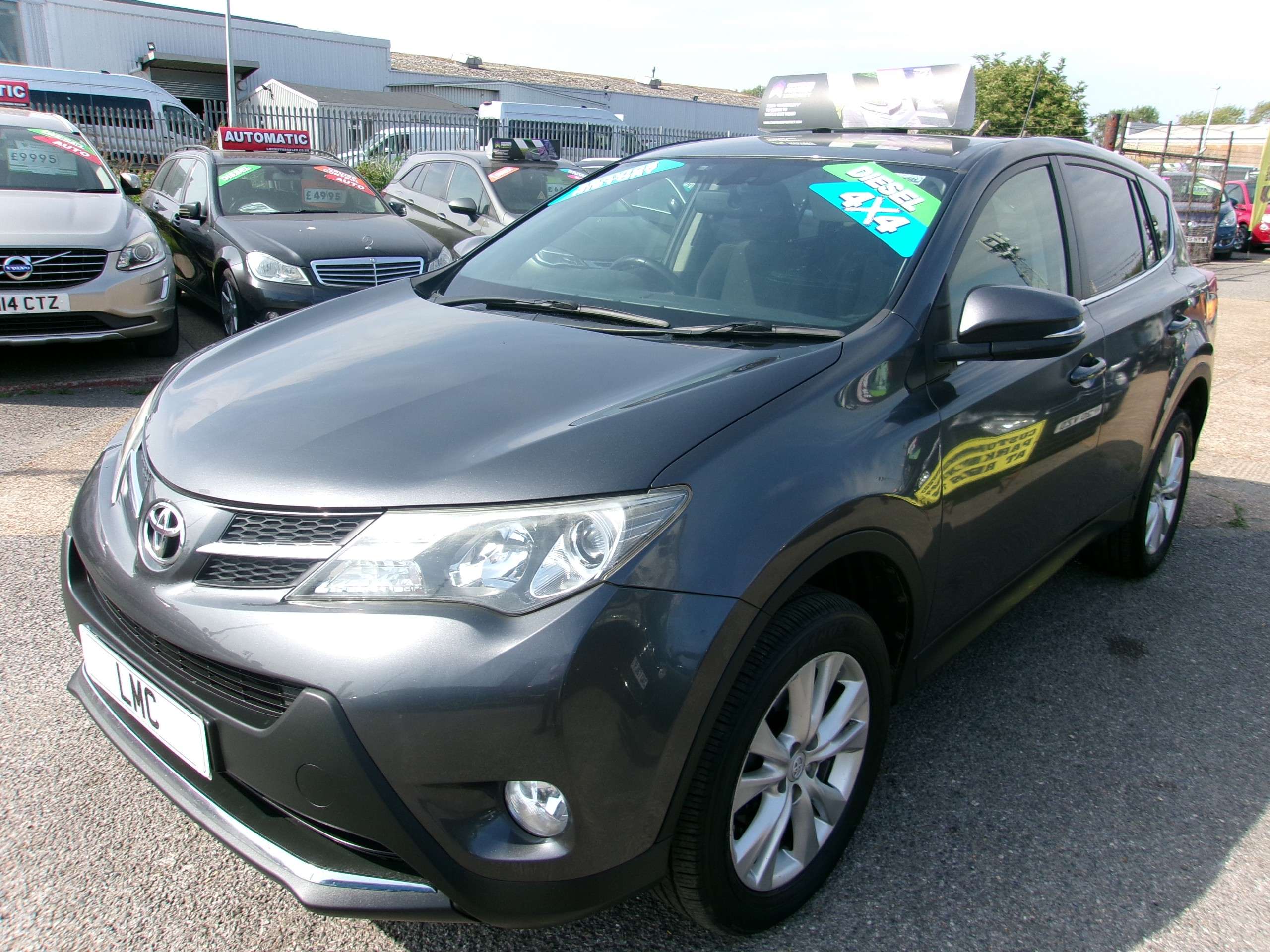 A 2013 TOYOTA RAV4 D-4D ICON AWD A 2013 TOYOTA RAV4 D-4D ICON AWD
