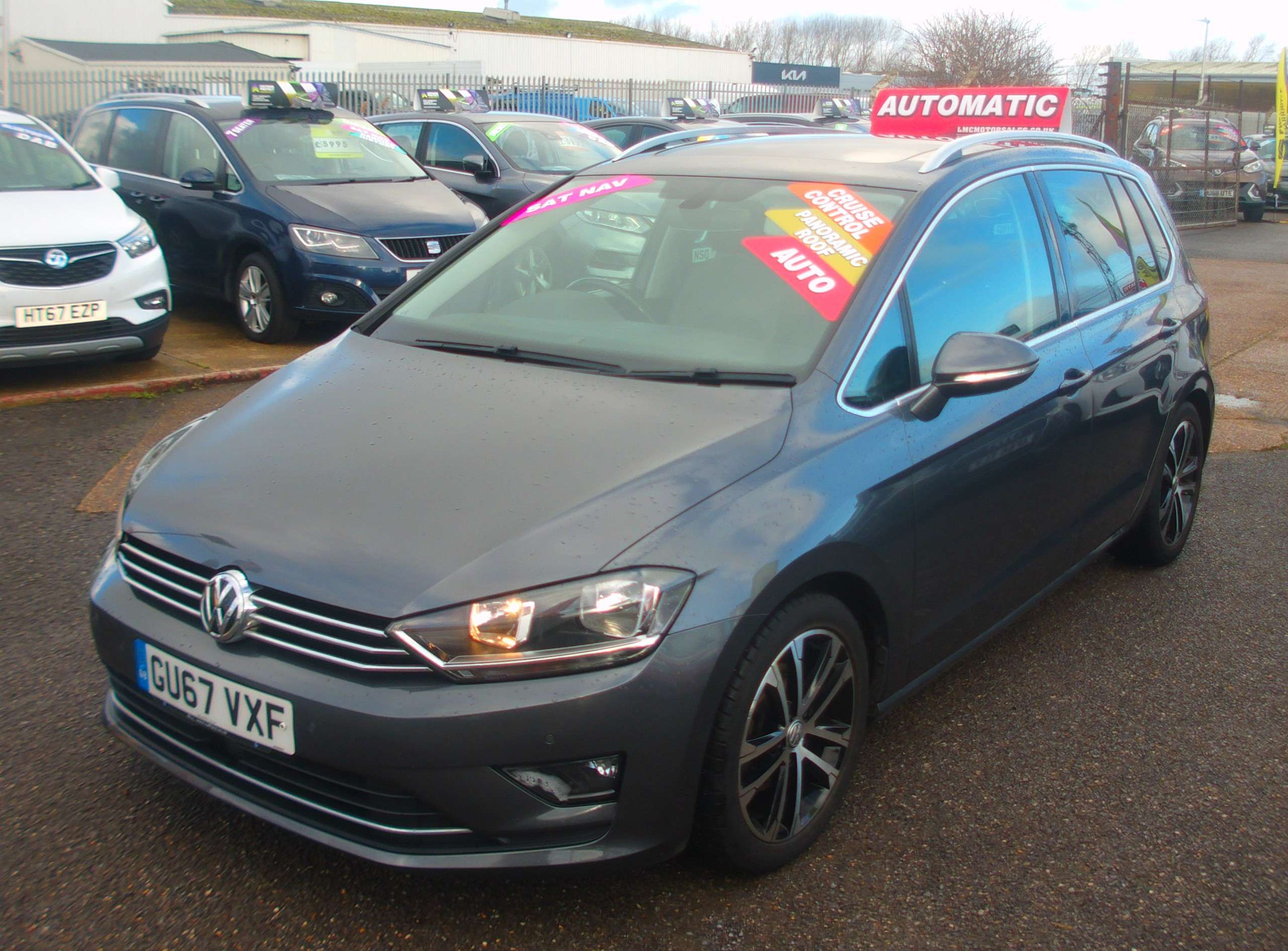 A 2017 VOLKSWAGEN GOLF SV Automatic 1.4 TSI ACT GT MPV 5dr Petrol DSG Euro 6 (s/s) A 2017 VOLKSWAGEN GOLF SV Automatic 1.4 TSI ACT GT MPV 5dr Petrol DSG Euro 6 (s/s)