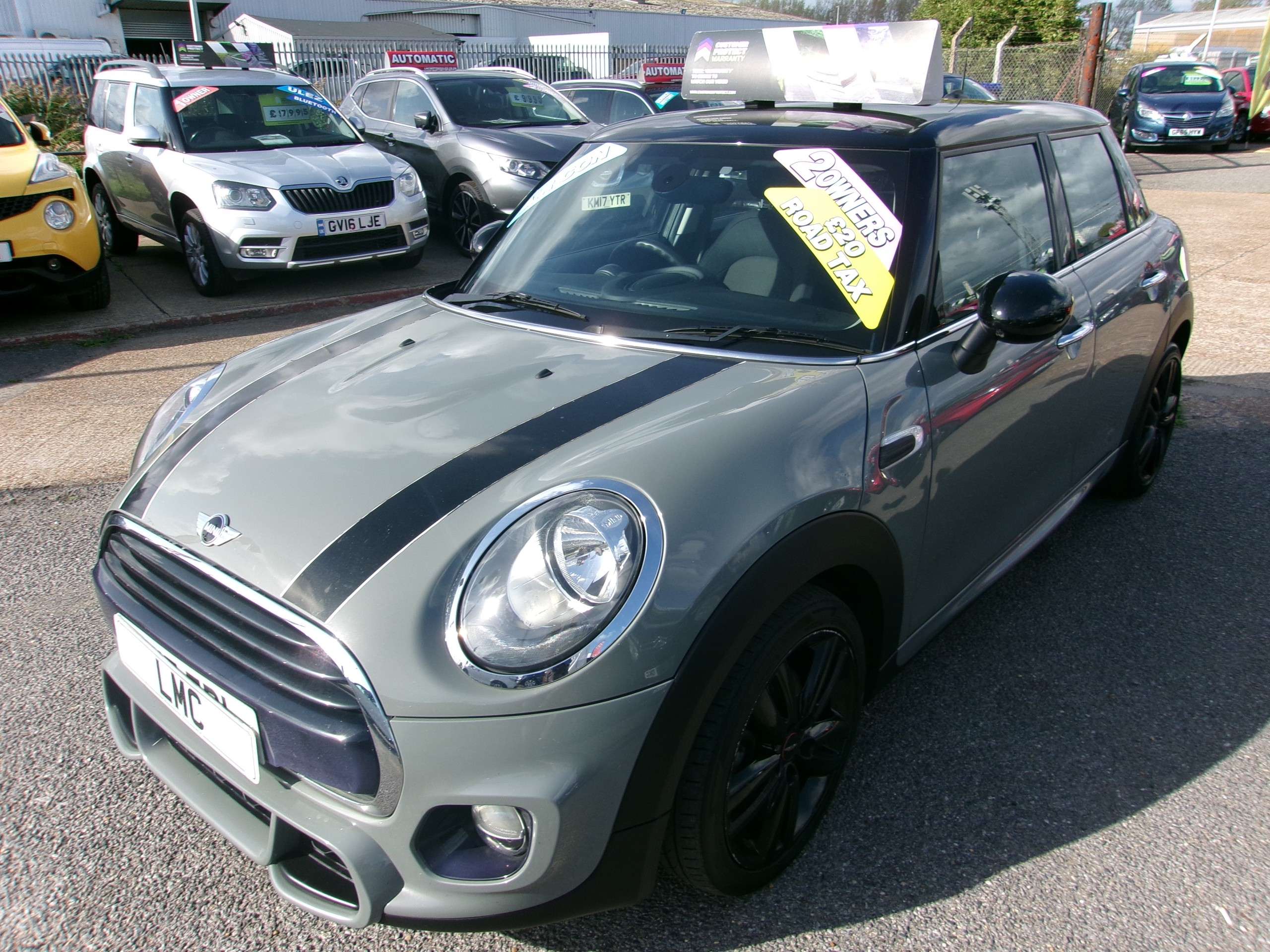 A 2017 MINI HATCH 1.5 Cooper Hatchback 5dr Petrol Manual Euro 6 (s/s) (136 ps) A 2017 MINI HATCH 1.5 Cooper Hatchback 5dr Petrol Manual Euro 6 (s/s) (136 ps)