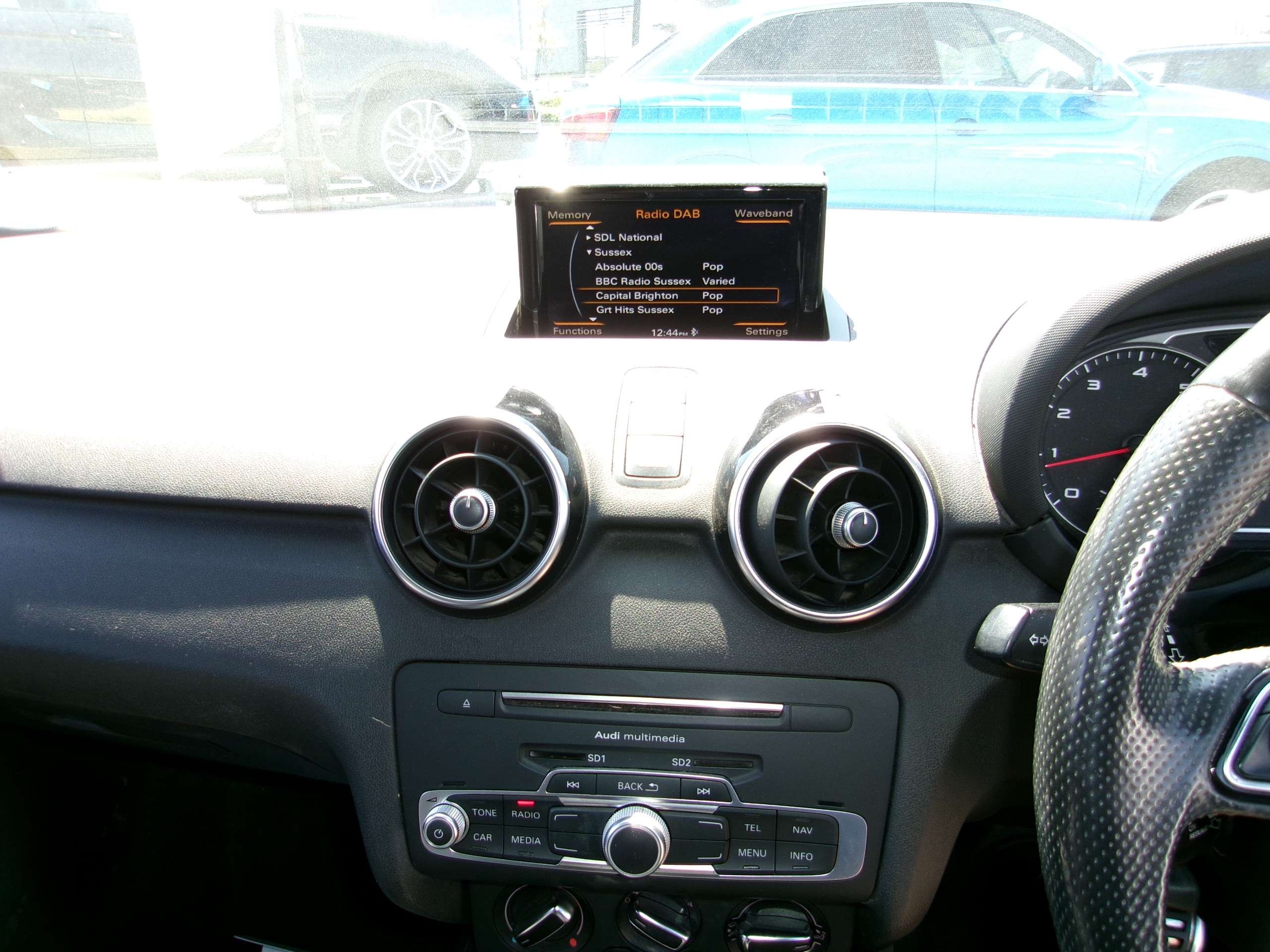 2015 AUDI A1 2015 AUDI A1