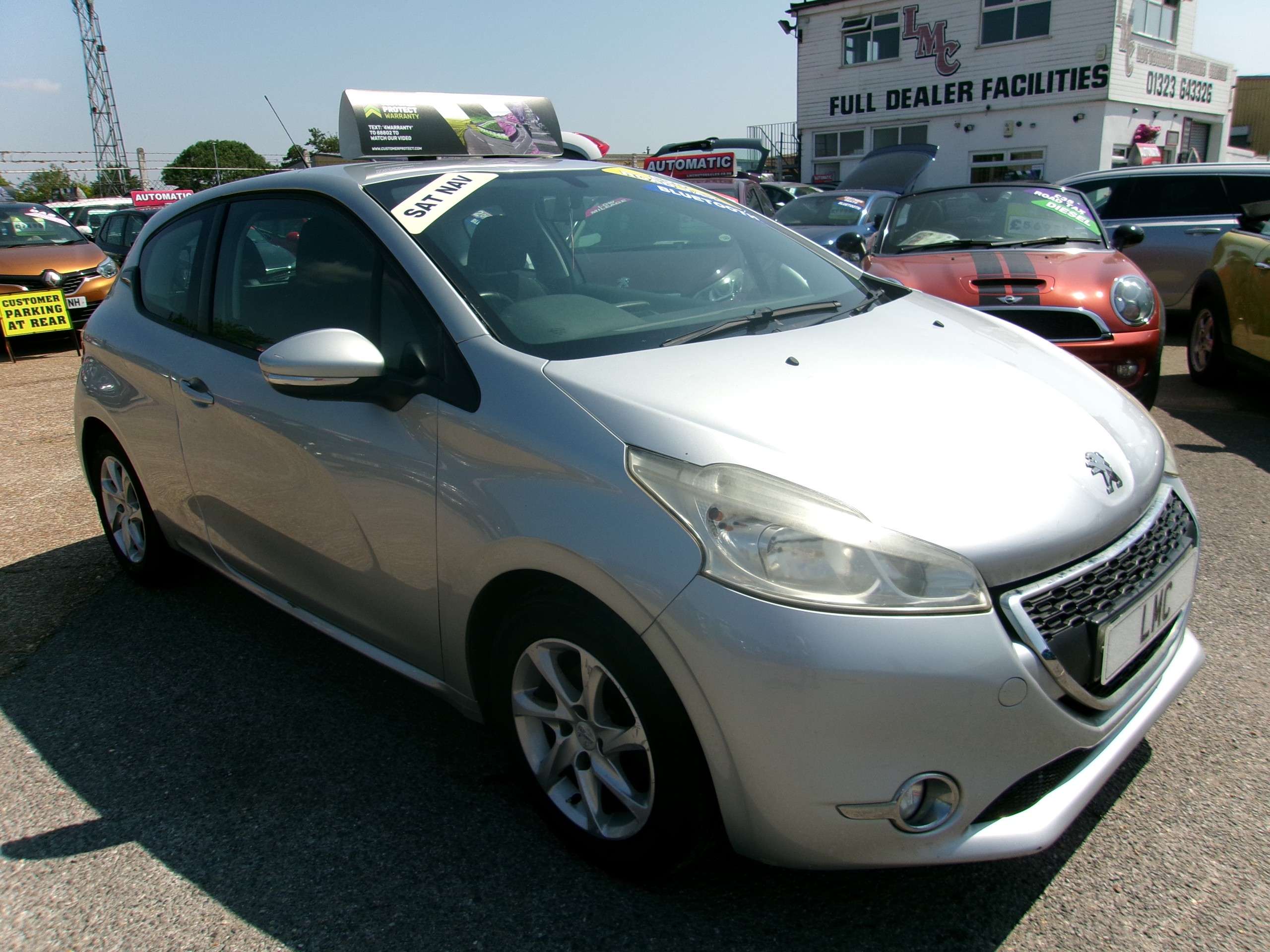 A 2012 PEUGEOT 208 1.2 VTi Active Hatchback 3dr Petrol Manual Euro 5 (82 ps) A 2012 PEUGEOT 208 1.2 VTi Active Hatchback 3dr Petrol Manual Euro 5 (82 ps)