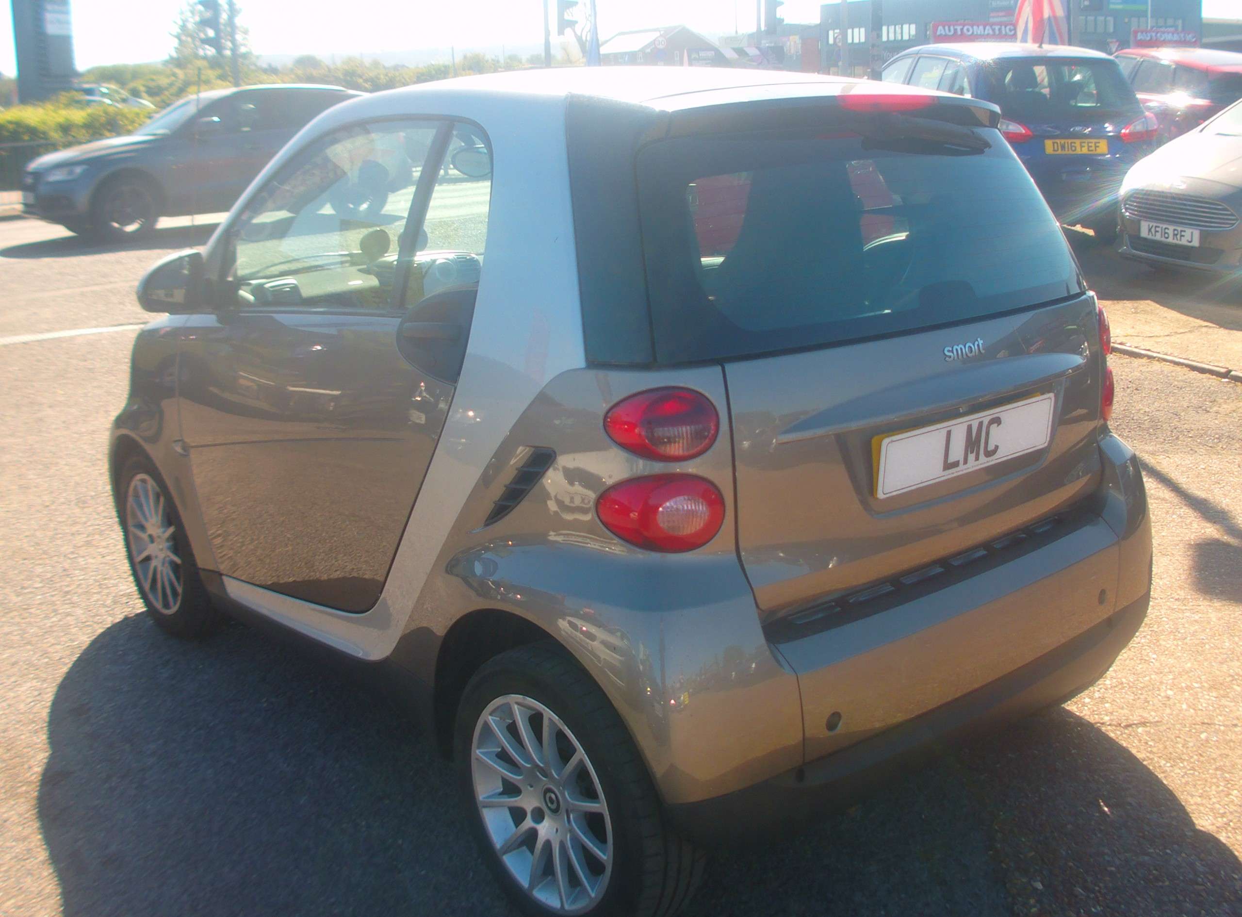 A 2010 SMART FORTWO 1.0 Passion Coupe 2dr Petrol SoftTouch (84 bhp) A 2010 SMART FORTWO 1.0 Passion Coupe 2dr Petrol SoftTouch (84 bhp)