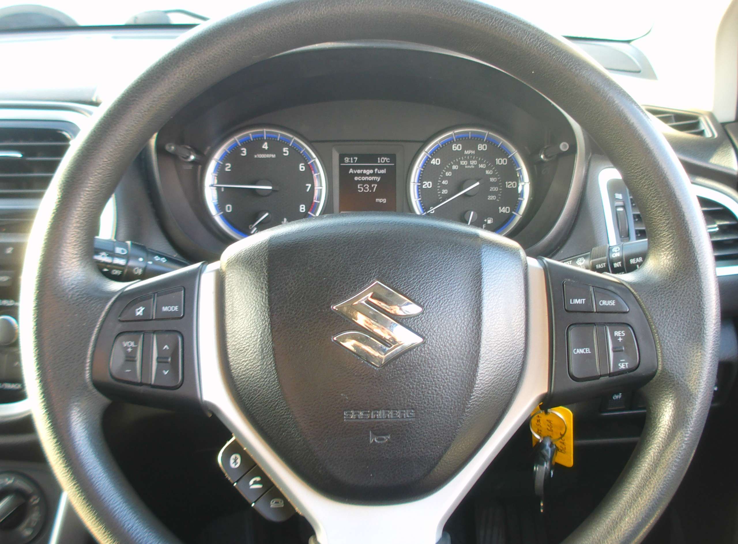 2017 SUZUKI SX4 2017 SUZUKI SX4