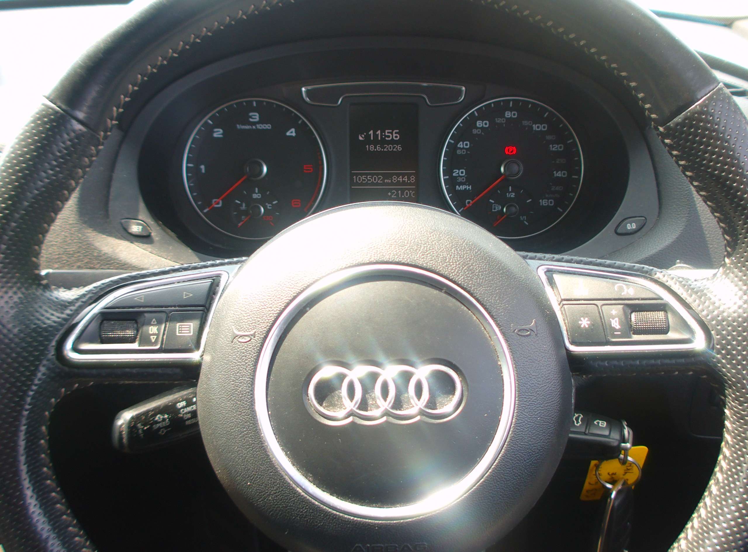 2015 AUDI Q3 2015 AUDI Q3