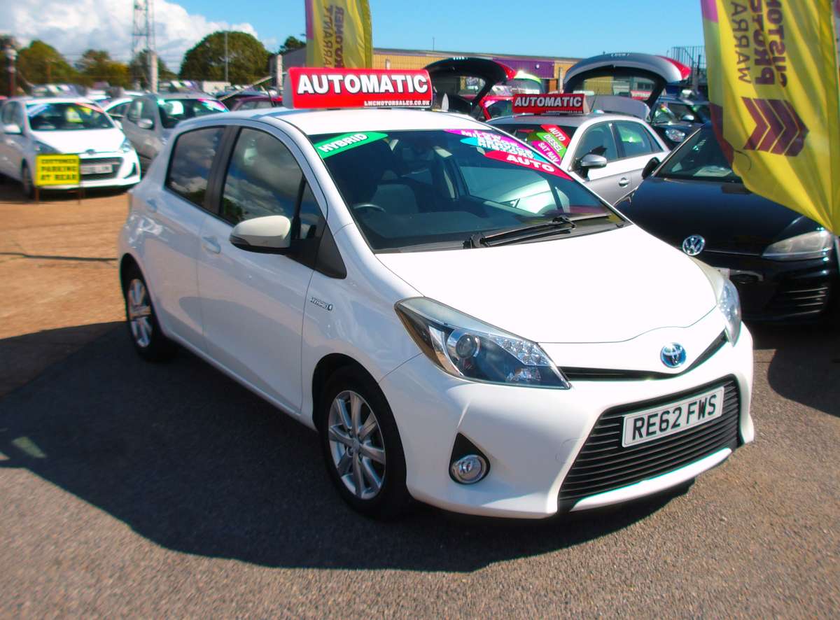 Check out this Toyota Yaris 2013 Hybrid Electric Automatic