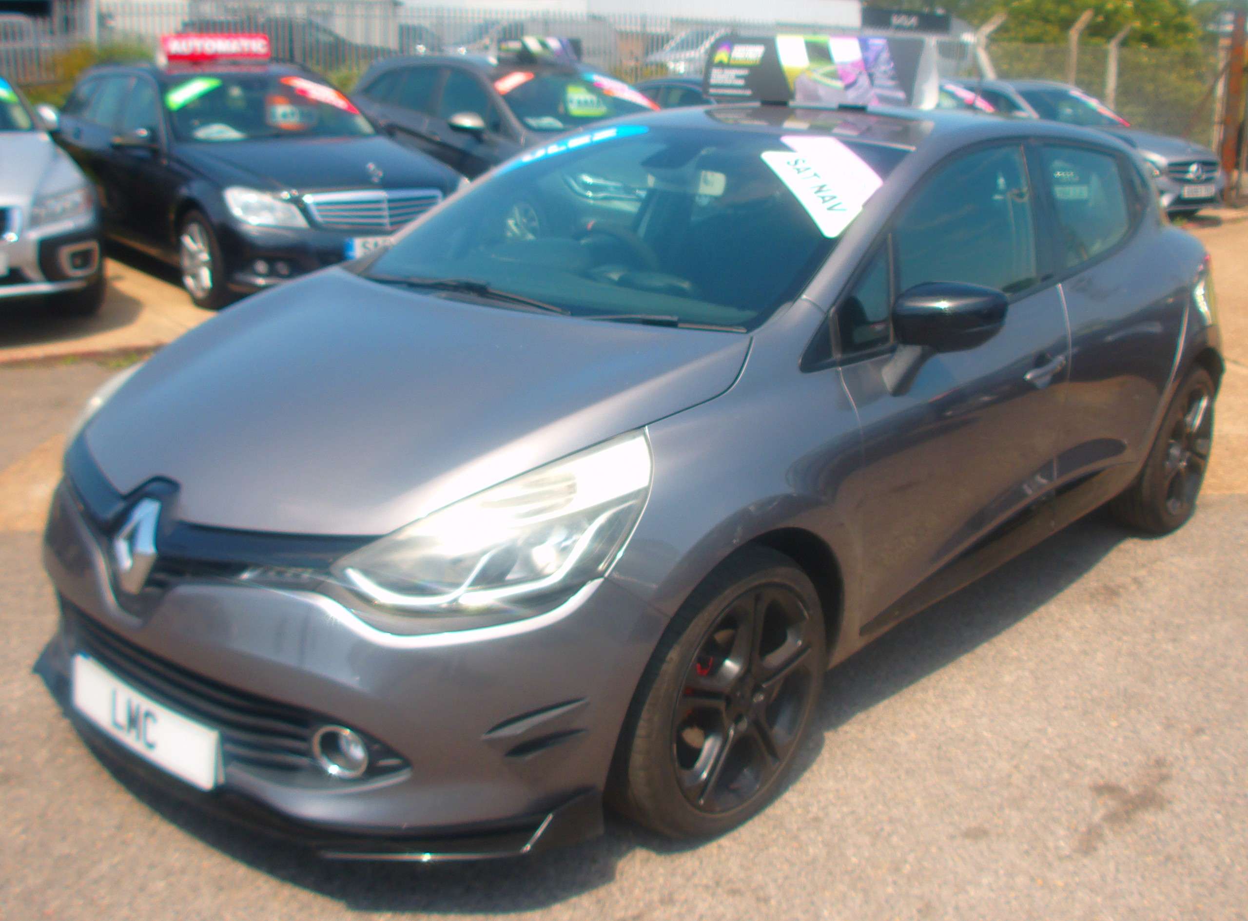 A 2013 RENAULT CLIO DYNAMIQUE MEDIANAV A 2013 RENAULT CLIO DYNAMIQUE MEDIANAV