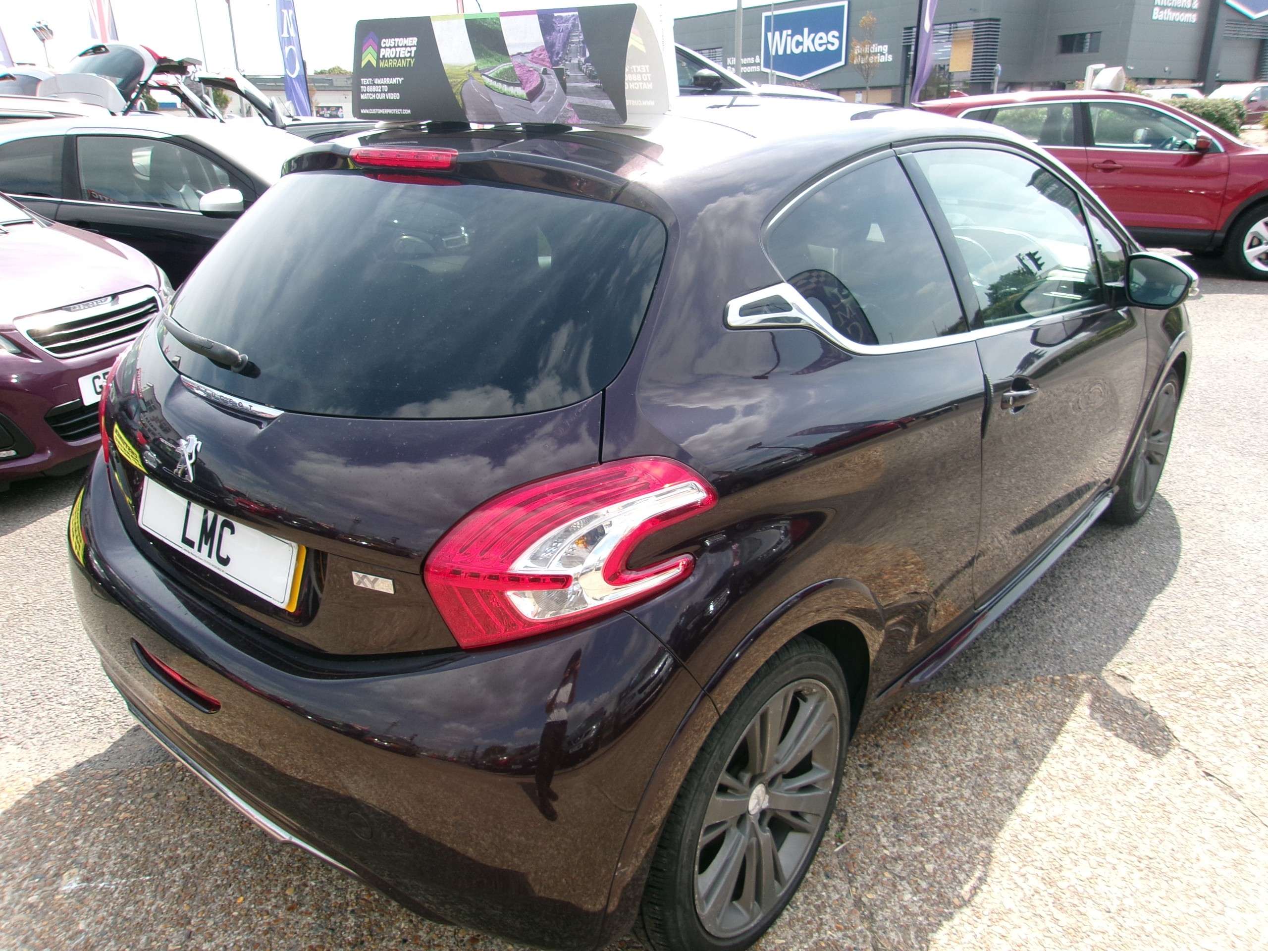 2015 PEUGEOT 208 2015 PEUGEOT 208