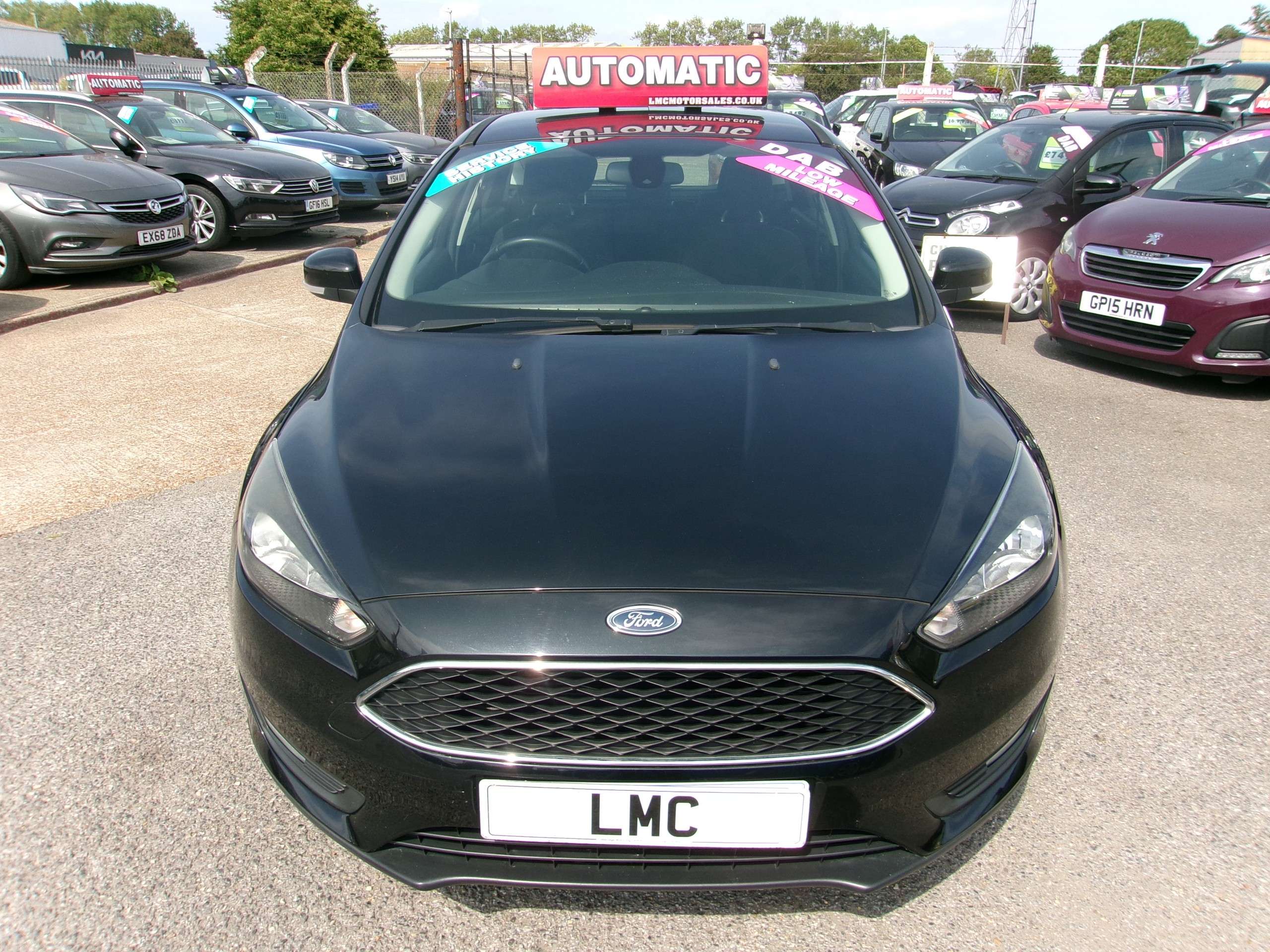 A 2015 FORD FOCUS Automatic 1.6 Zetec Hatchback 5dr Petrol Powershift Euro 6 (125 ps) A 2015 FORD FOCUS Automatic 1.6 Zetec Hatchback 5dr Petrol Powershift Euro 6 (125 ps)