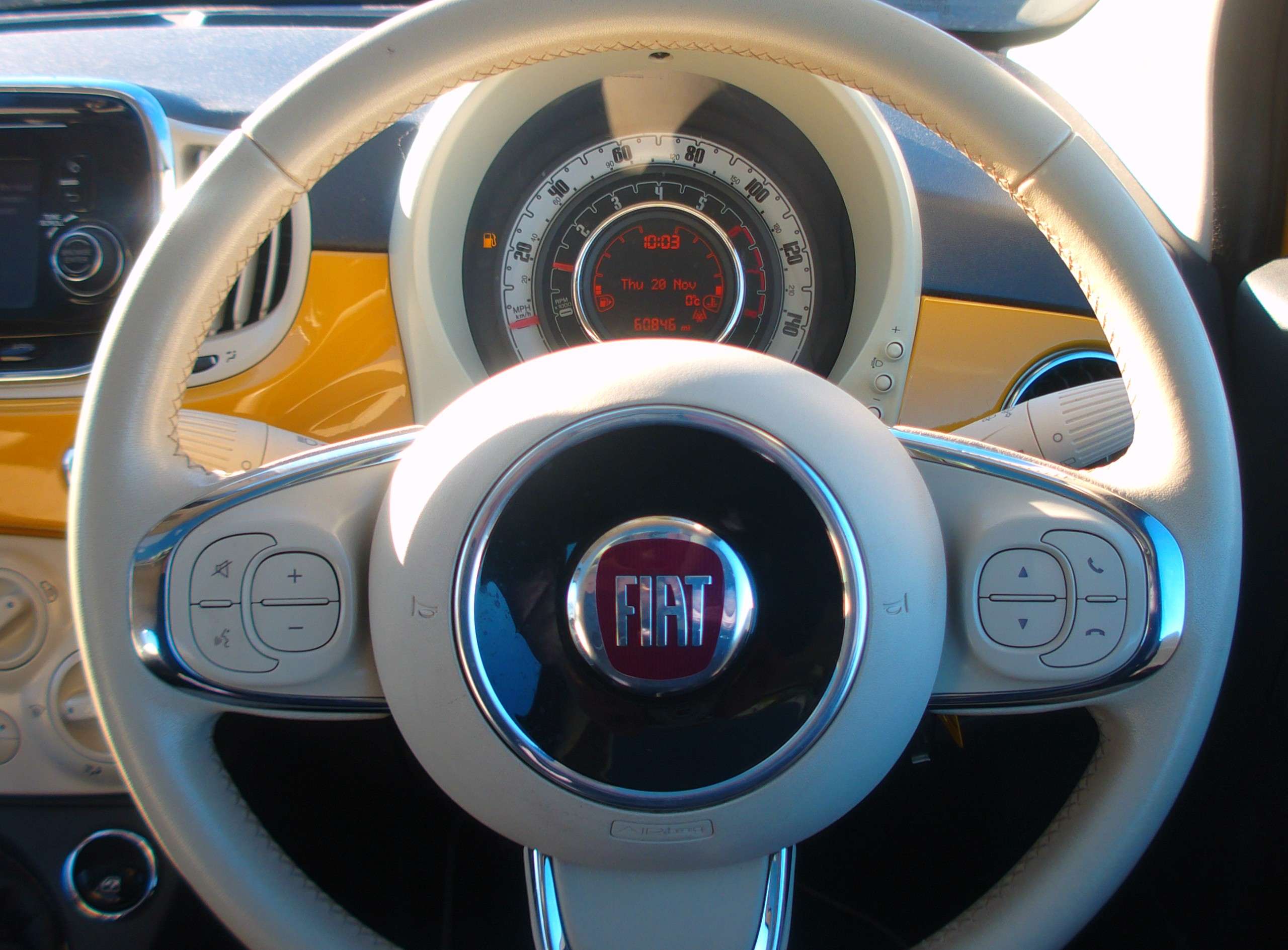 2015 FIAT 500 2015 FIAT 500