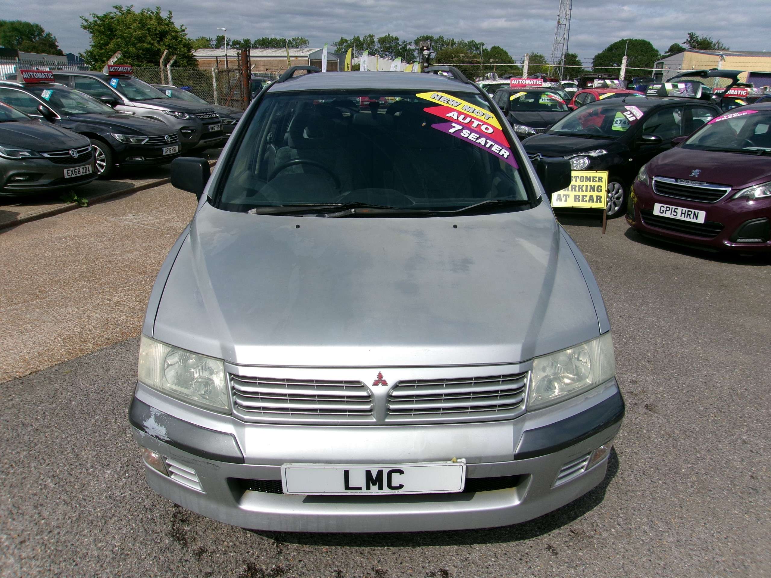 A 2002 MITSUBISHI SPACE WAGON 2.4 GDi Equippe MPV 5dr Petrol Automatic (145 bhp) A 2002 MITSUBISHI SPACE WAGON 2.4 GDi Equippe MPV 5dr Petrol Automatic (145 bhp)