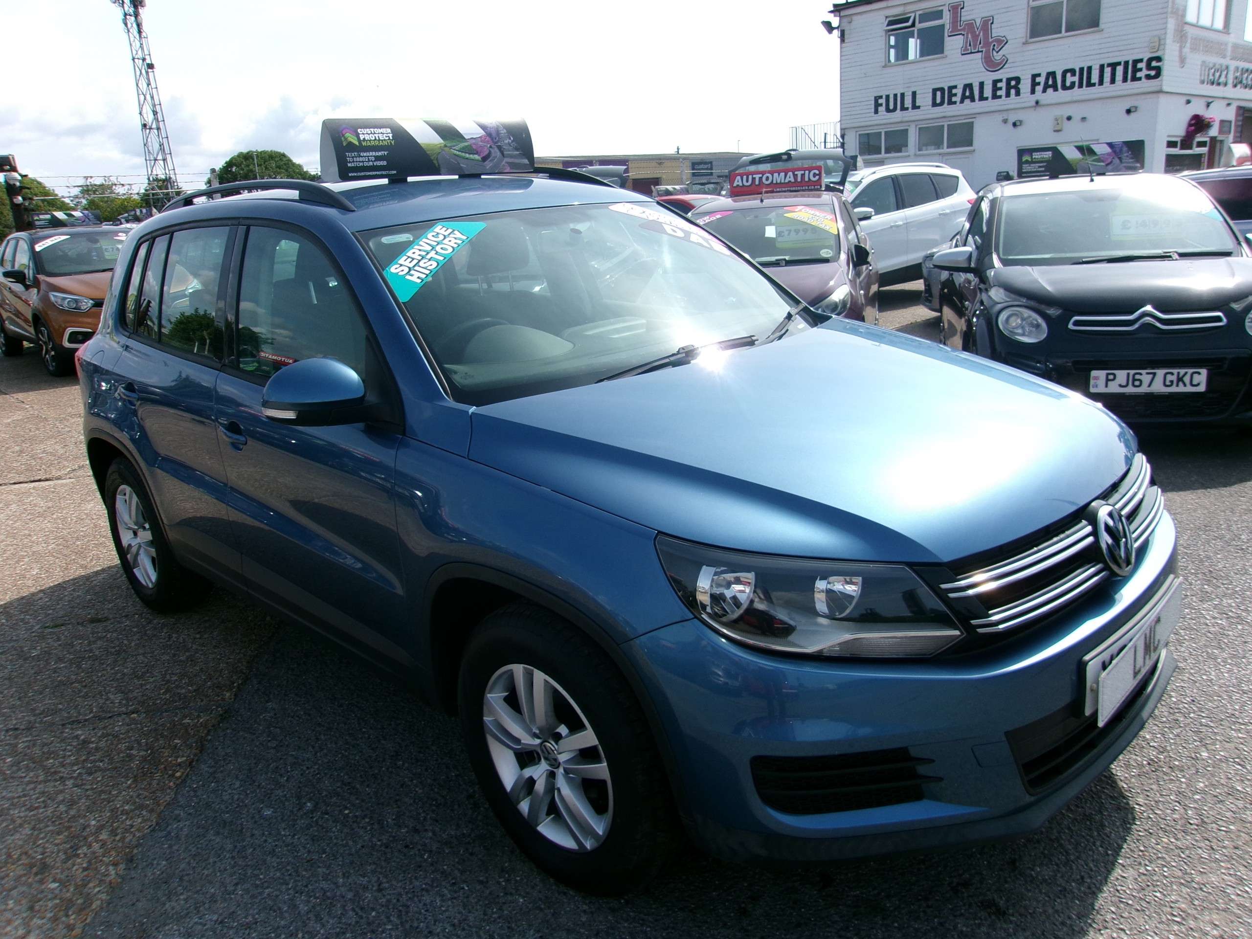 A 2014 VOLKSWAGEN TIGUAN 1.4 TSI BlueMotion Tech S SUV 5dr Petrol Manual 2WD (s/s) (160 ps) A 2014 VOLKSWAGEN TIGUAN 1.4 TSI BlueMotion Tech S SUV 5dr Petrol Manual 2WD (s/s) (160 ps)