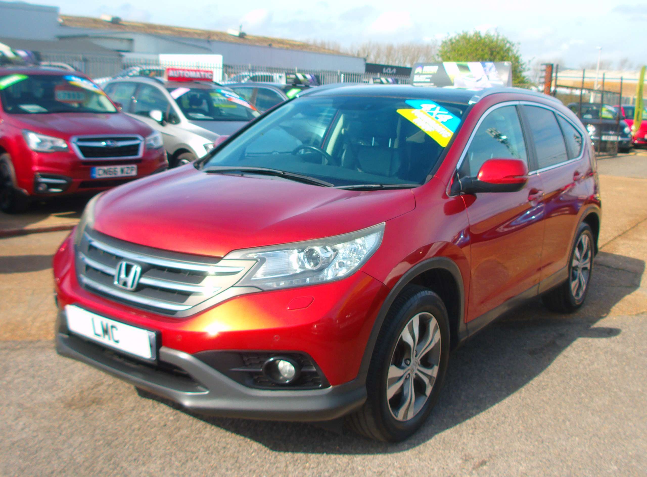 A 2012 HONDA CR-V 2.0 i-VTEC EX SUV 5dr Petrol Manual 4WD (s/s) A 2012 HONDA CR-V 2.0 i-VTEC EX SUV 5dr Petrol Manual 4WD (s/s)