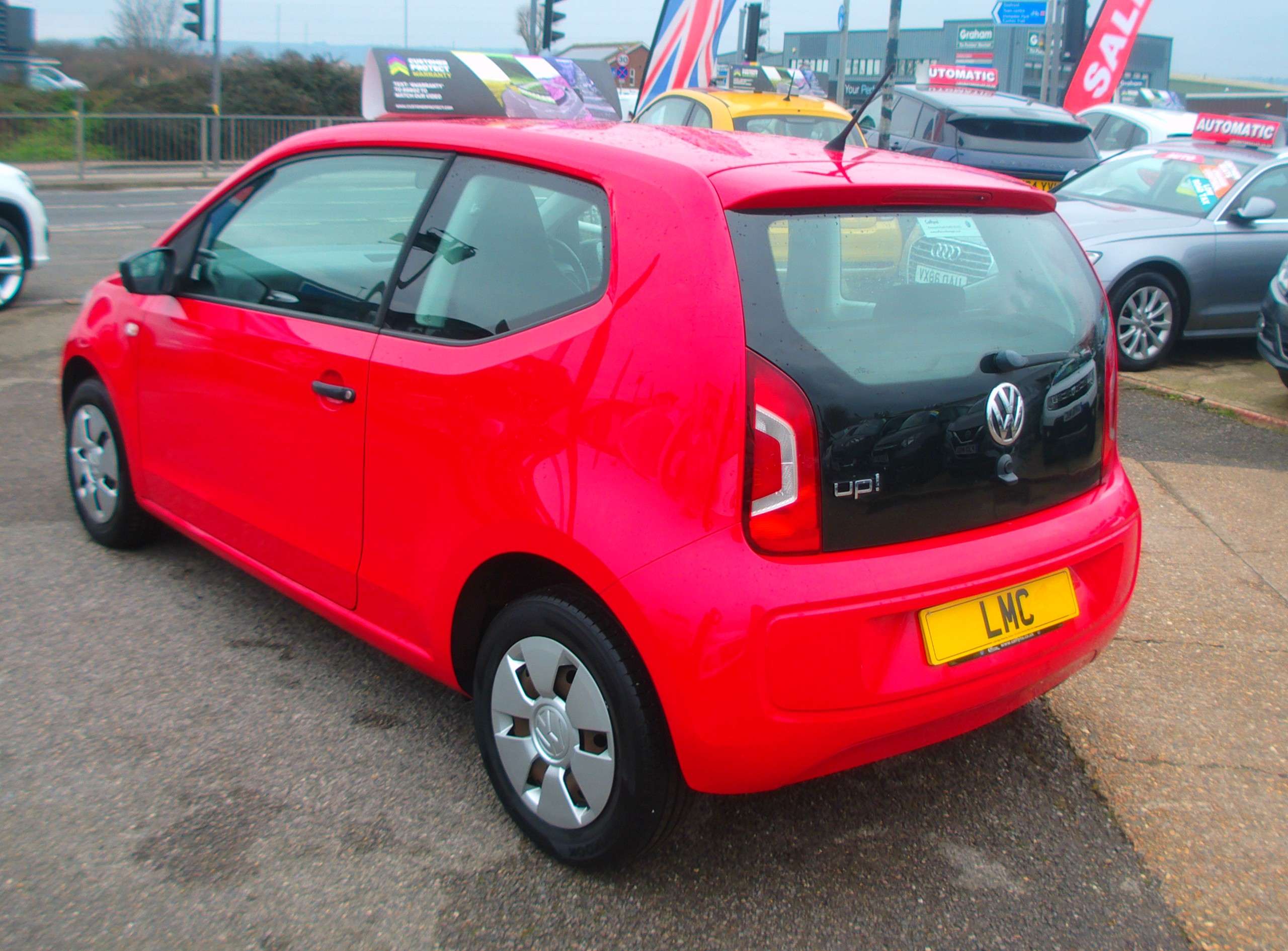 A 2014 VOLKSWAGEN UP! 1.0 Take up Hatchback 3dr Petrol Manual A 2014 VOLKSWAGEN UP! 1.0 Take up Hatchback 3dr Petrol Manual