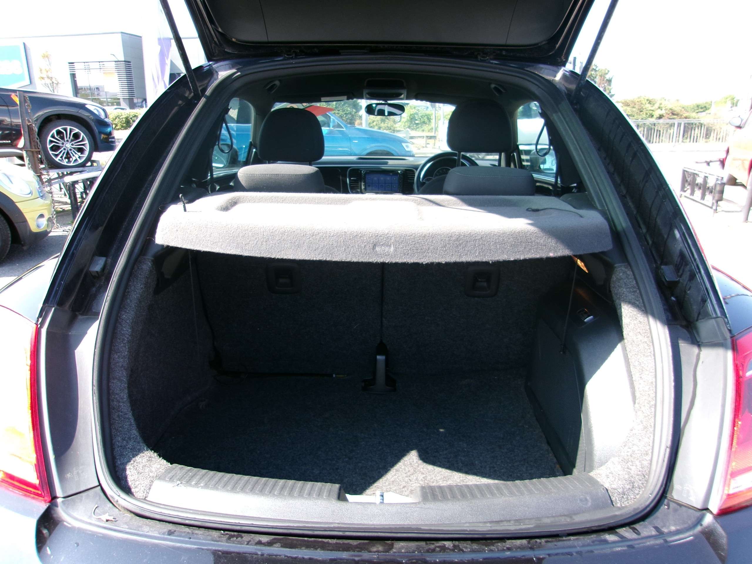 2013 VOLKSWAGEN BEETLE 2013 VOLKSWAGEN BEETLE