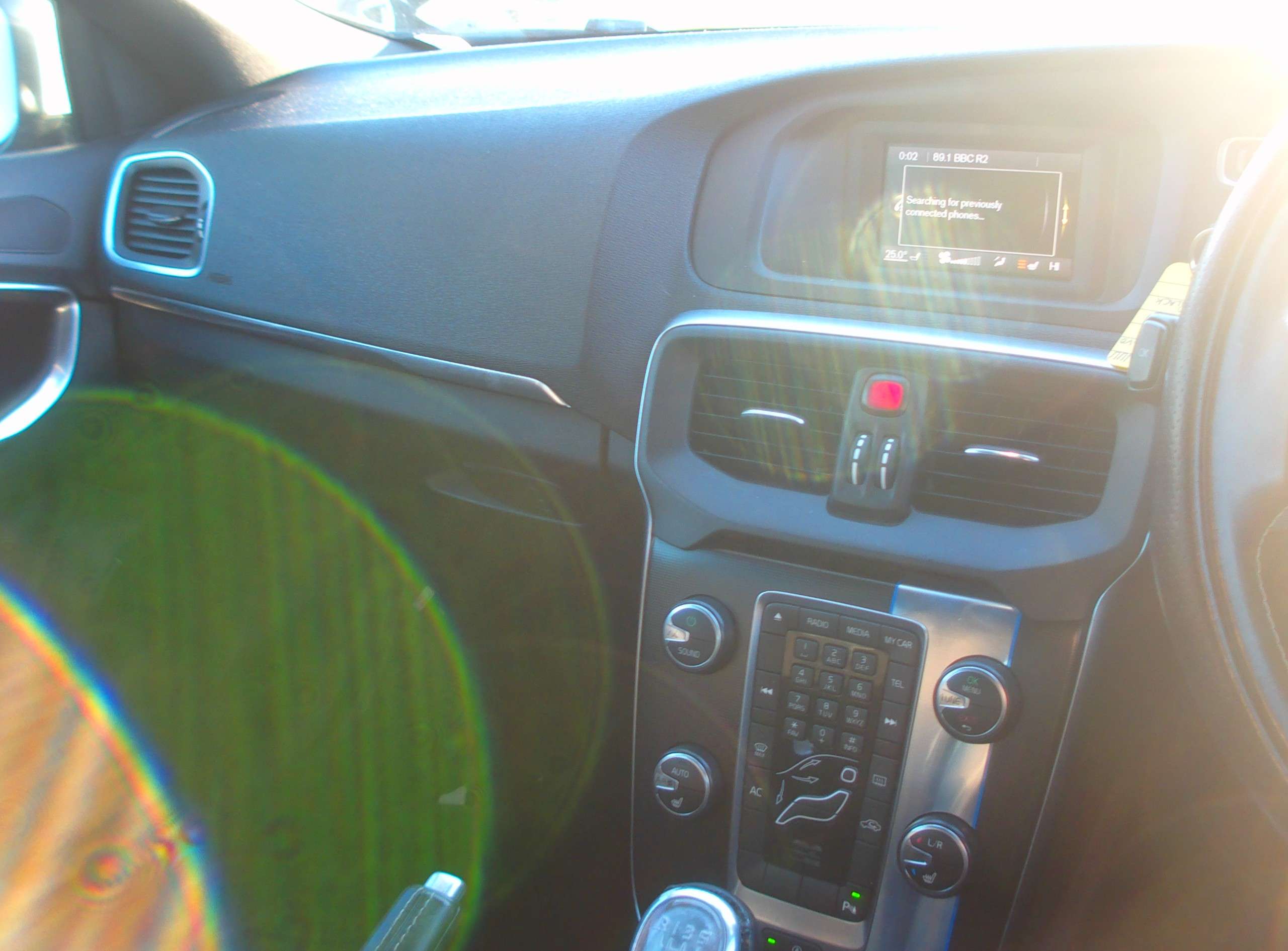 2013 VOLVO V40 2013 VOLVO V40