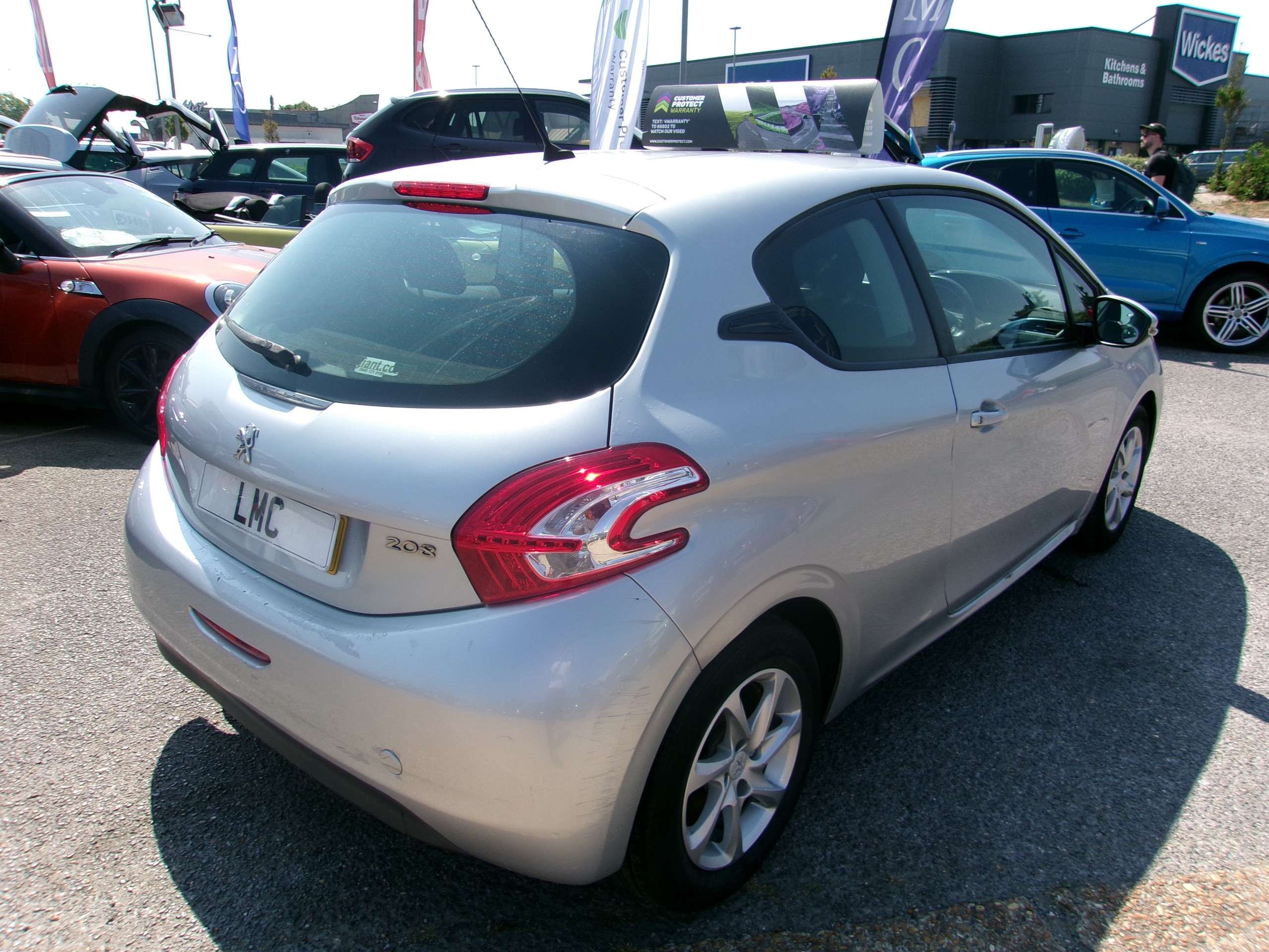 2012 PEUGEOT 208 2012 PEUGEOT 208