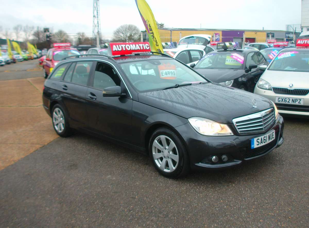 Check out this Mercedes-benz C Class 2011 Diesel Automatic