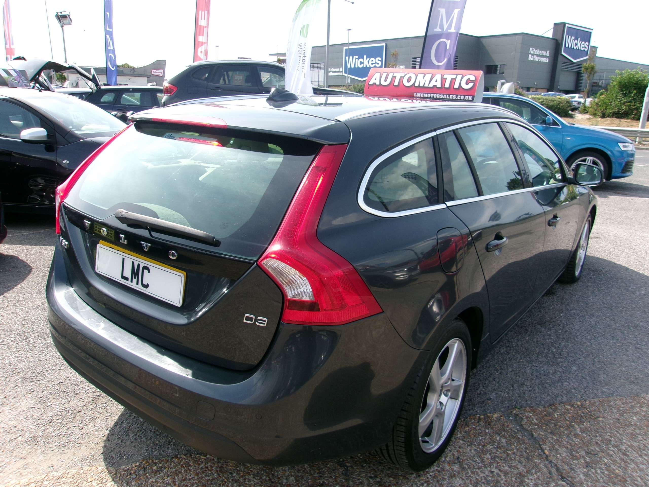 2011 VOLVO V60 2011 VOLVO V60