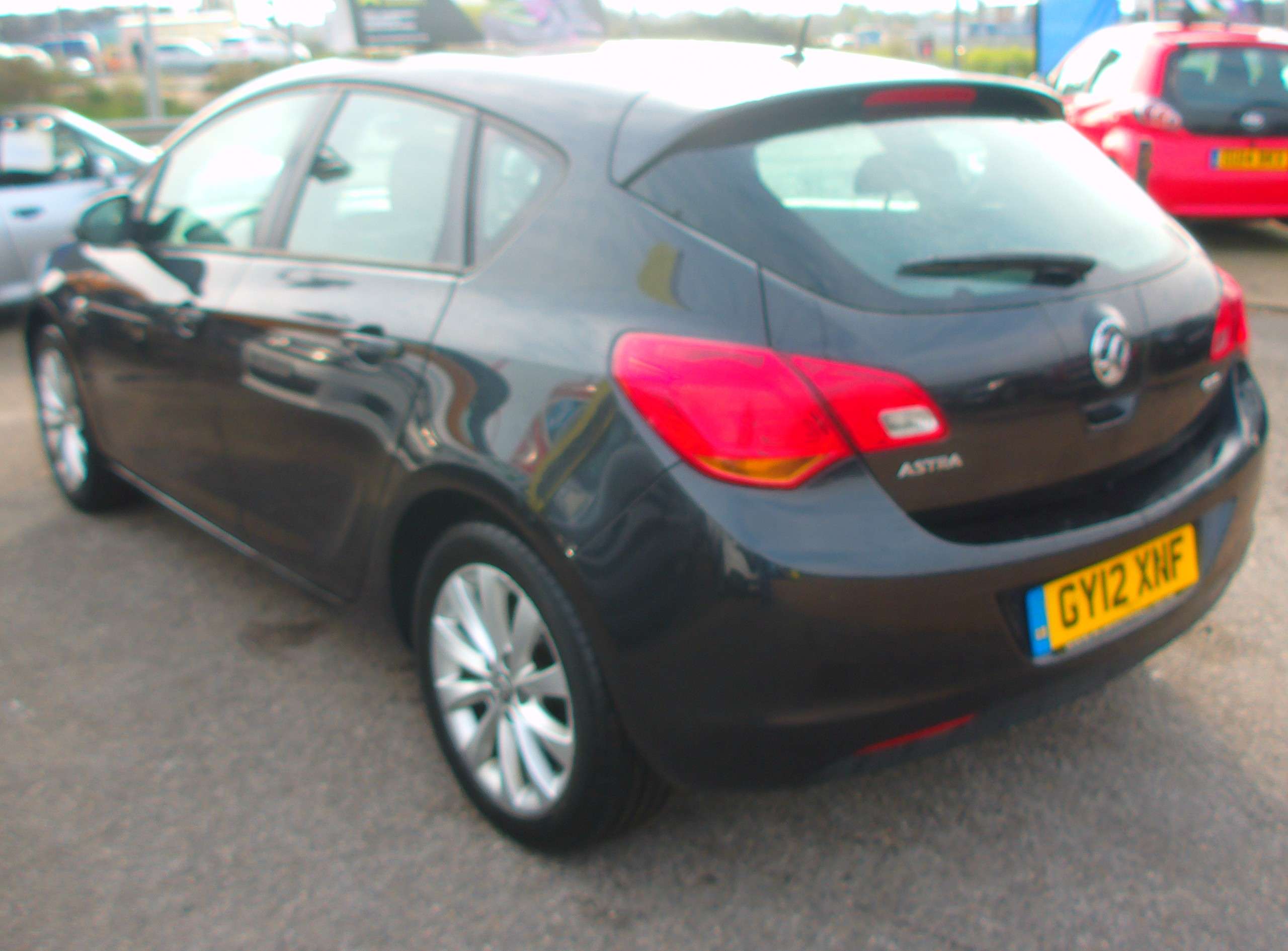 A 2012 VAUXHALL ASTRA 1.7 CDTi ecoFLEX Active Hatchback 5dr Diesel Manual (110 ps) A 2012 VAUXHALL ASTRA 1.7 CDTi ecoFLEX Active Hatchback 5dr Diesel Manual (110 ps)