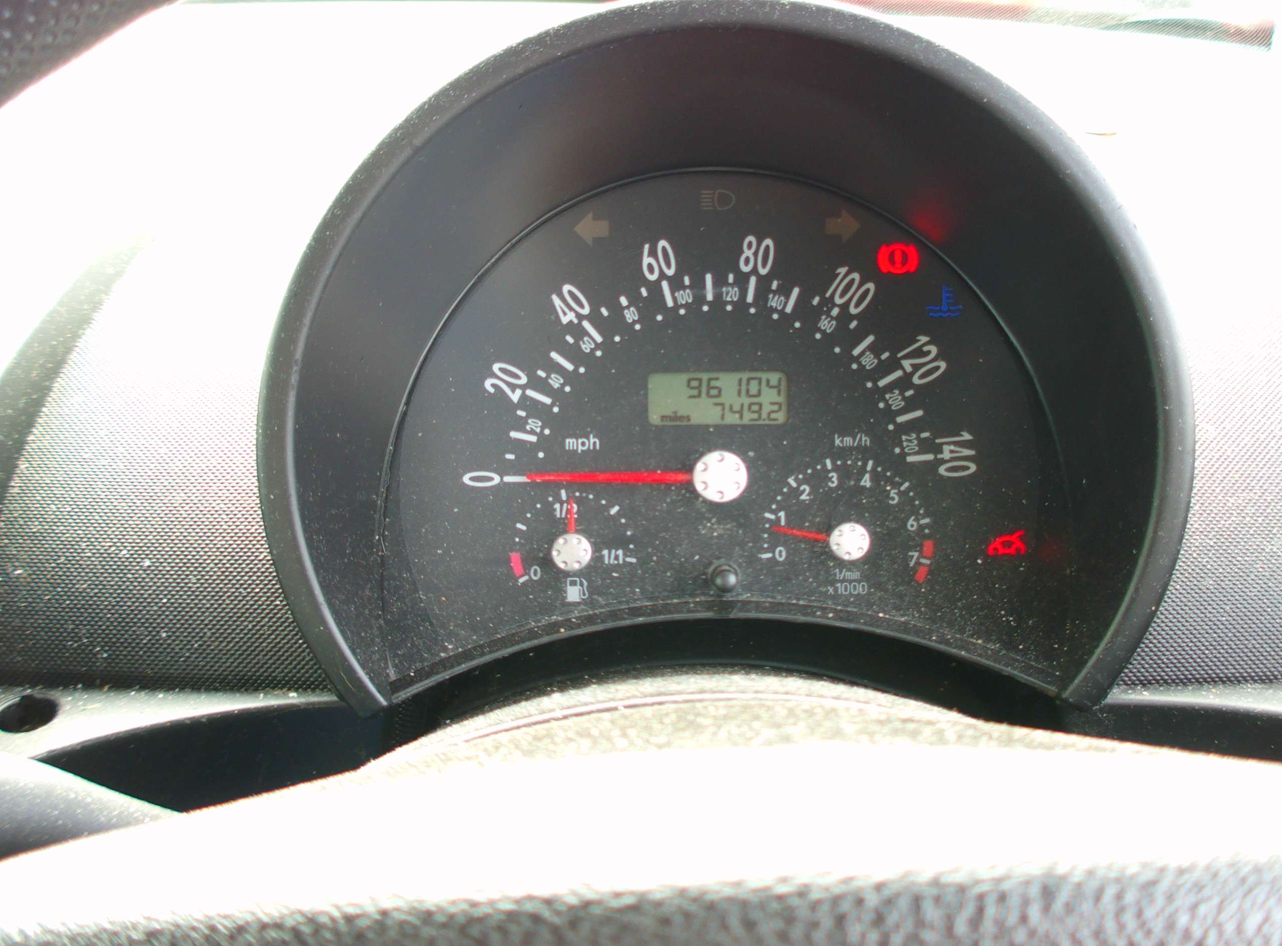 2004 VOLKSWAGEN BEETLE 2004 VOLKSWAGEN BEETLE