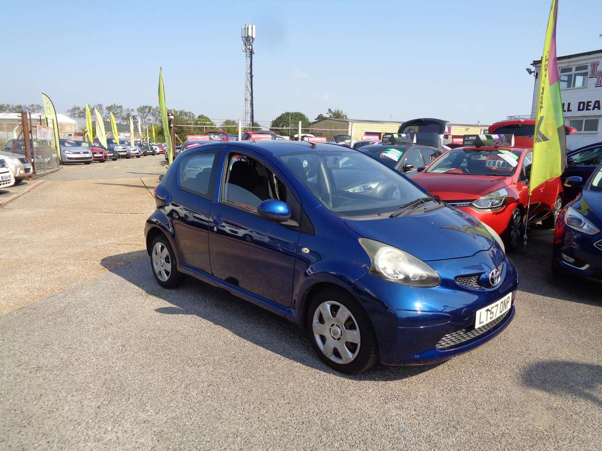 Check out this Toyota Aygo 2007 Petrol Manual