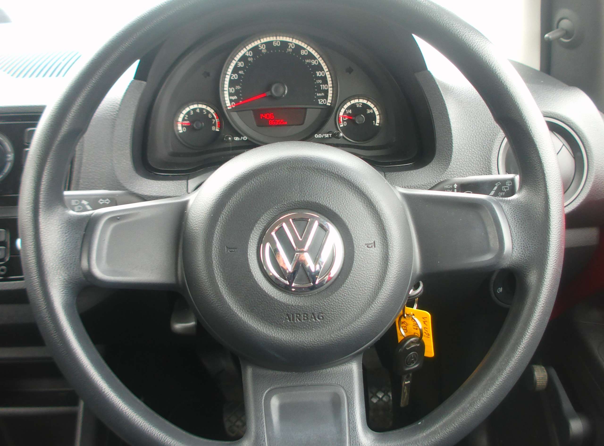 2014 VOLKSWAGEN UP! 2014 VOLKSWAGEN UP!