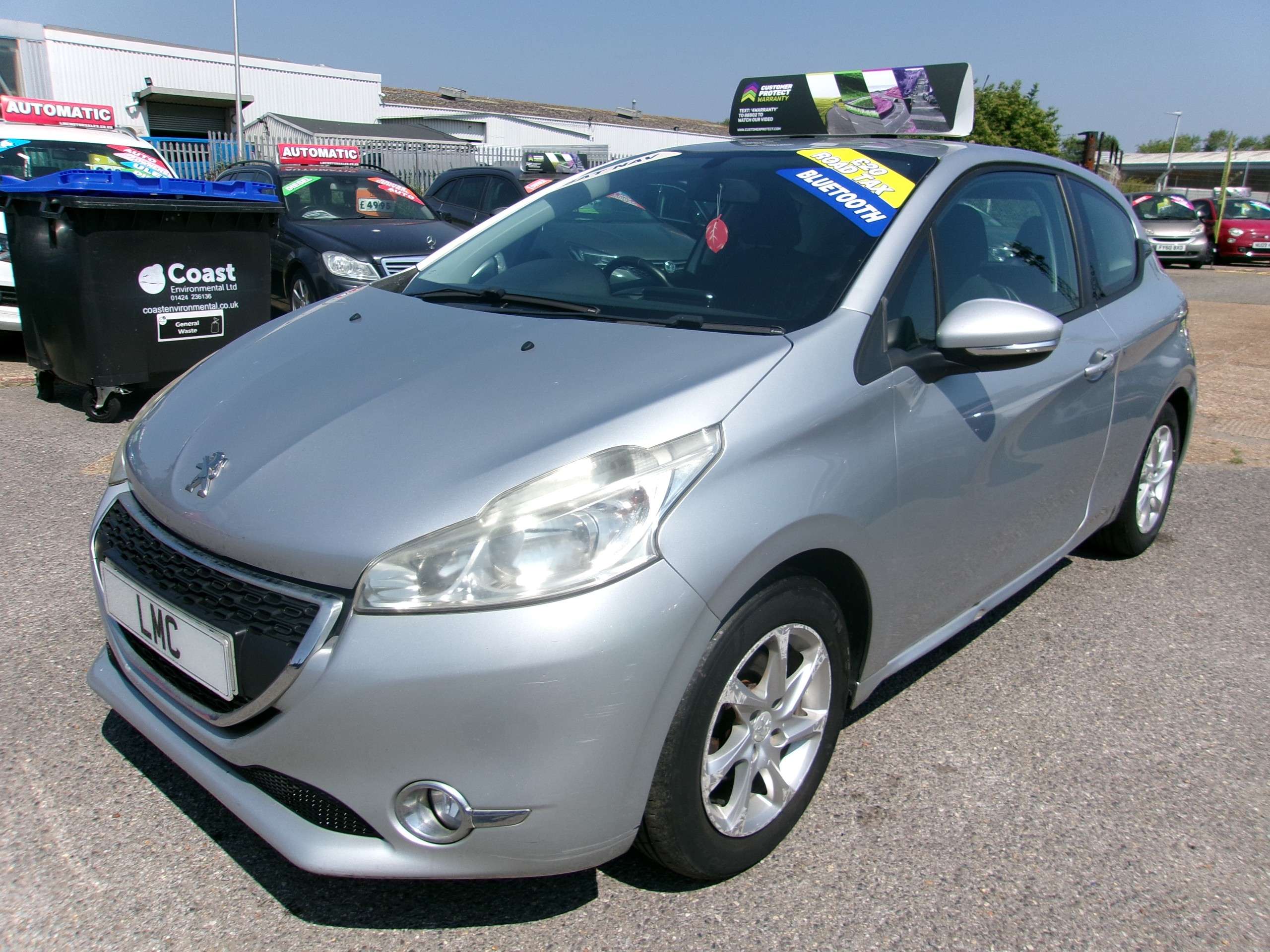 A 2012 PEUGEOT 208 1.2 VTi Active Hatchback 3dr Petrol Manual Euro 5 (82 ps) A 2012 PEUGEOT 208 1.2 VTi Active Hatchback 3dr Petrol Manual Euro 5 (82 ps)