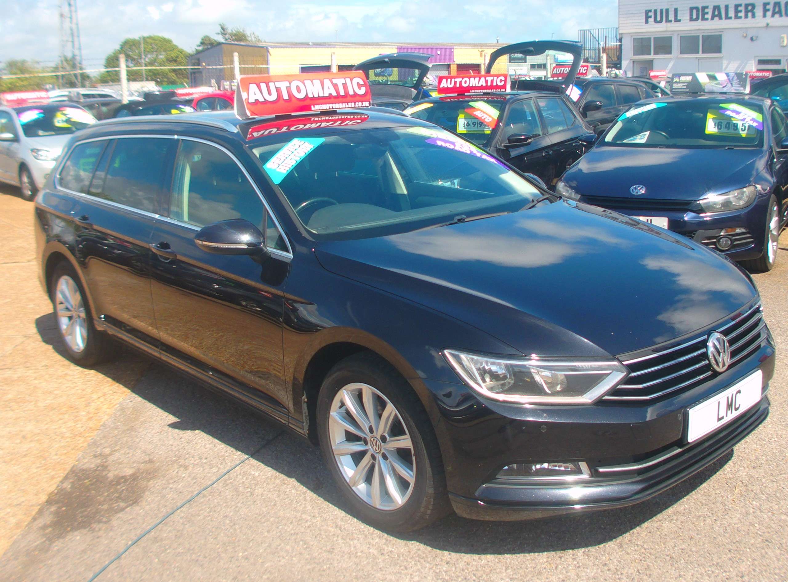 A 2016 VOLKSWAGEN PASSAT 2.0 TDI BlueMotion Tech SE Business Estate 5dr Diesel DSG Euro 6 (s/s) (150 ps) A 2016 VOLKSWAGEN PASSAT 2.0 TDI BlueMotion Tech SE Business Estate 5dr Diesel DSG Euro 6 (s/s) (150 ps)