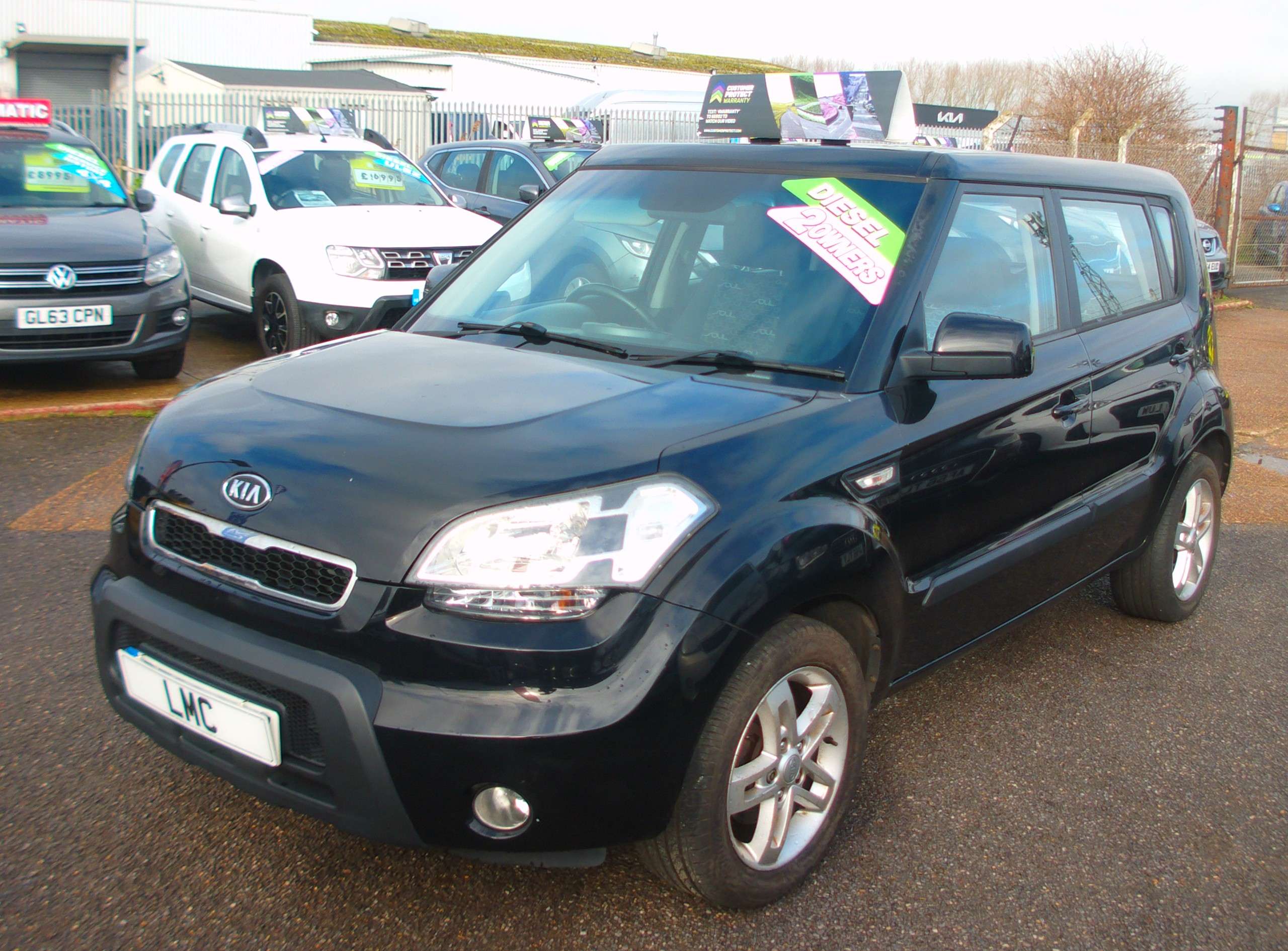 A 2011 KIA SOUL 1.6 CRDi 2 SUV 5dr Diesel Manual (126 bhp) A 2011 KIA SOUL 1.6 CRDi 2 SUV 5dr Diesel Manual (126 bhp)