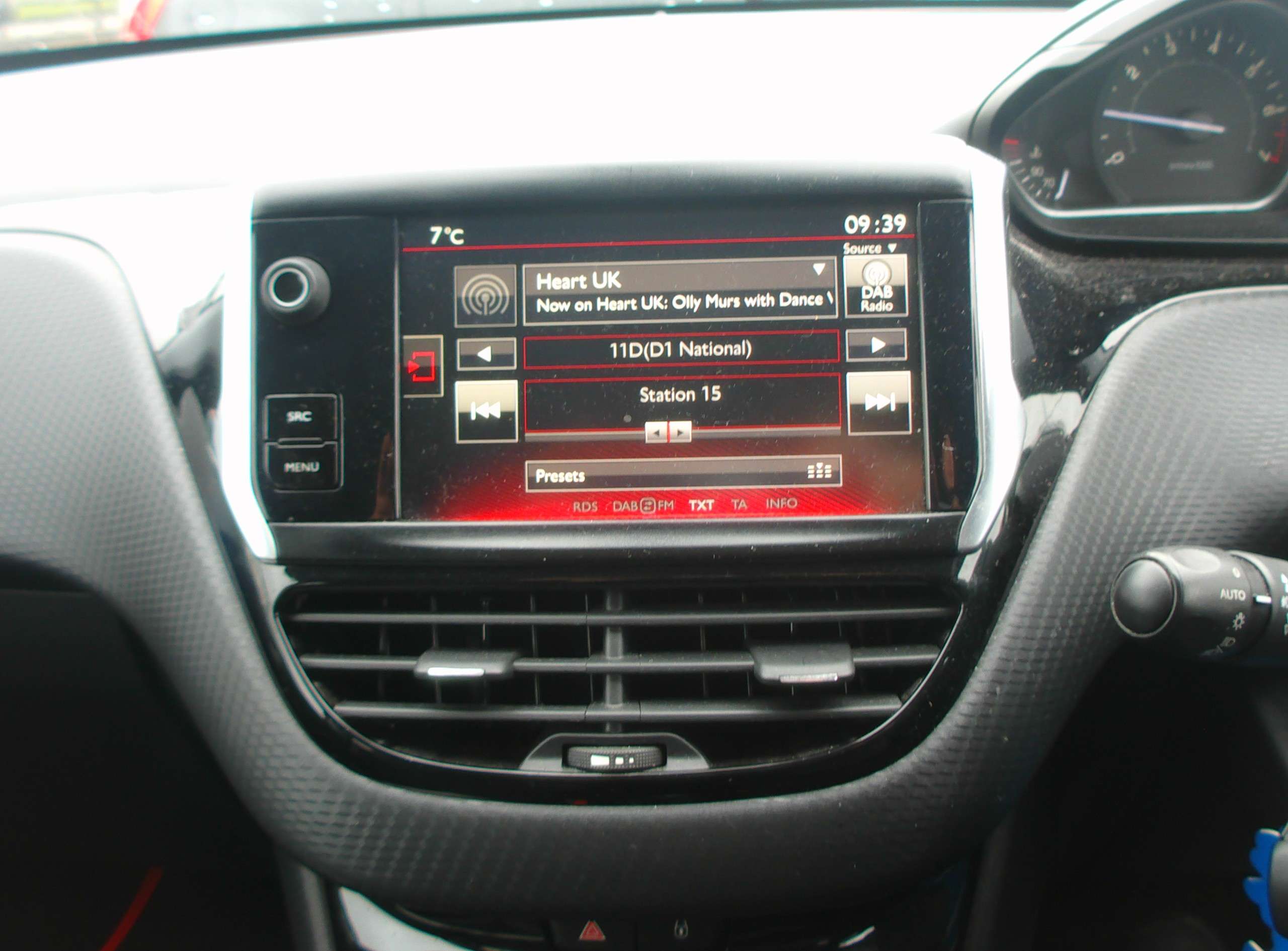 2016 PEUGEOT 208 2016 PEUGEOT 208