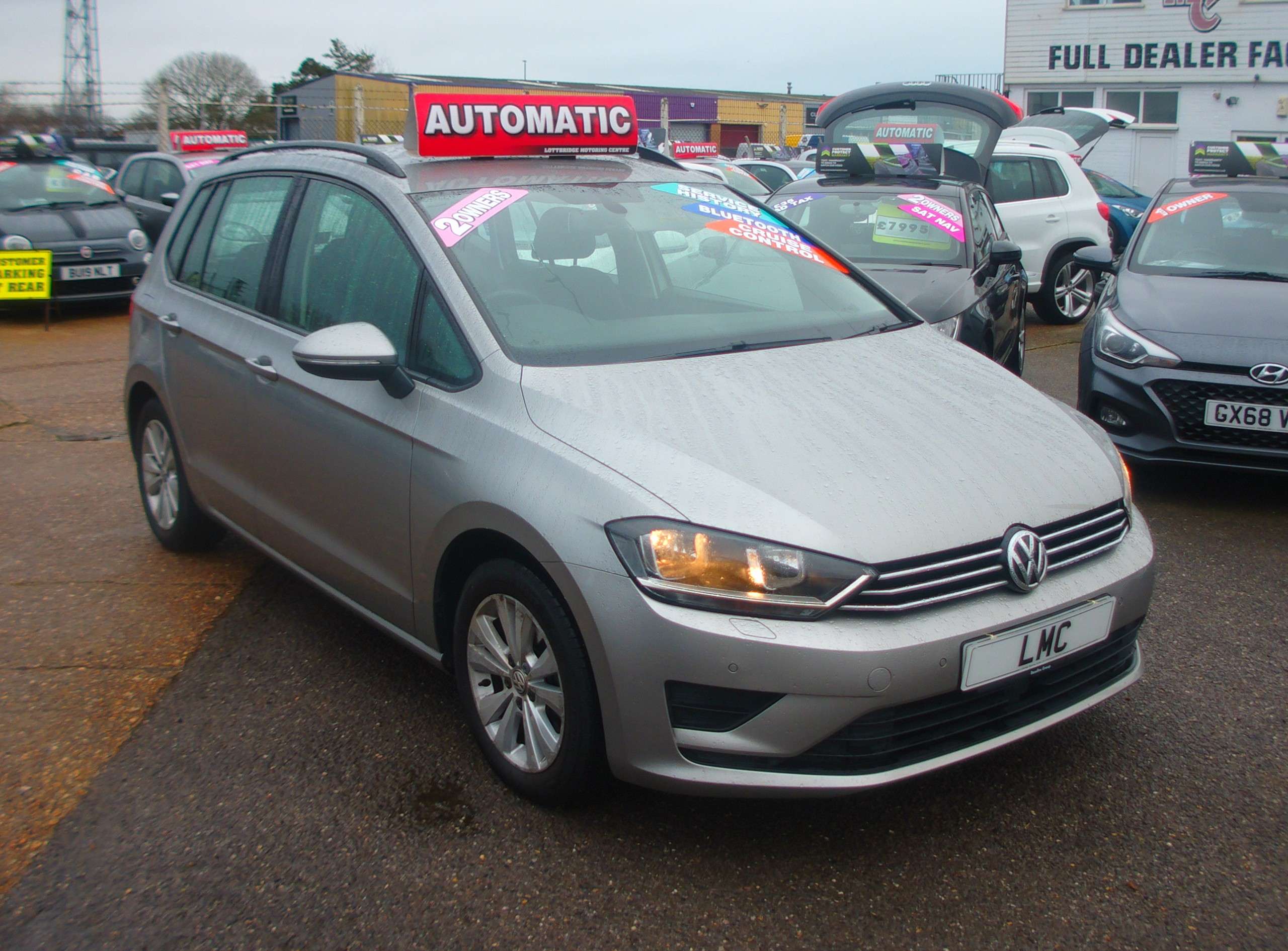 A 2016 VOLKSWAGEN GOLF SV Automatic 1.4 TSI BlueMotion Tech SE MPV 5dr Petrol DSG Euro 6 (s/s) A 2016 VOLKSWAGEN GOLF SV Automatic 1.4 TSI BlueMotion Tech SE MPV 5dr Petrol DSG Euro 6 (s/s)