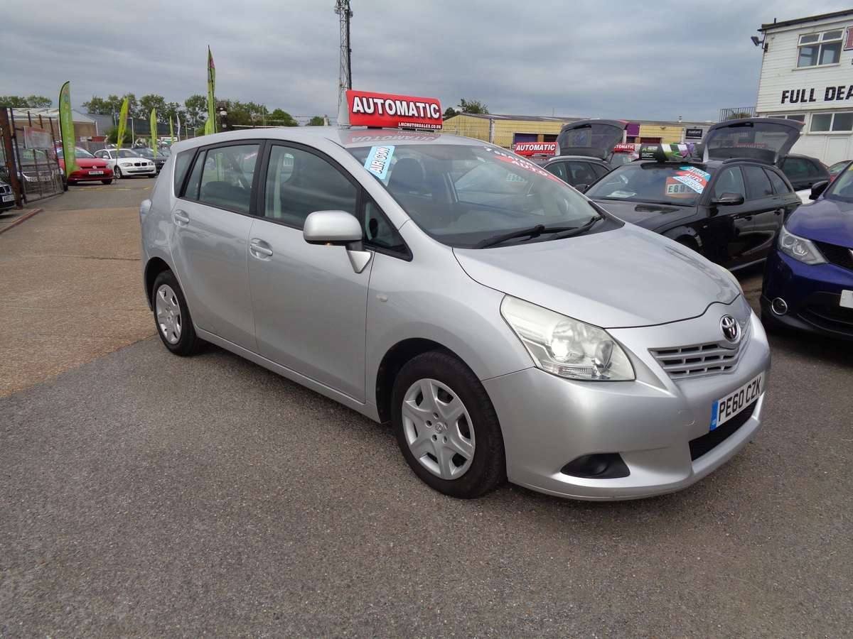 Check out this Toyota Verso 2010 Petrol Manual