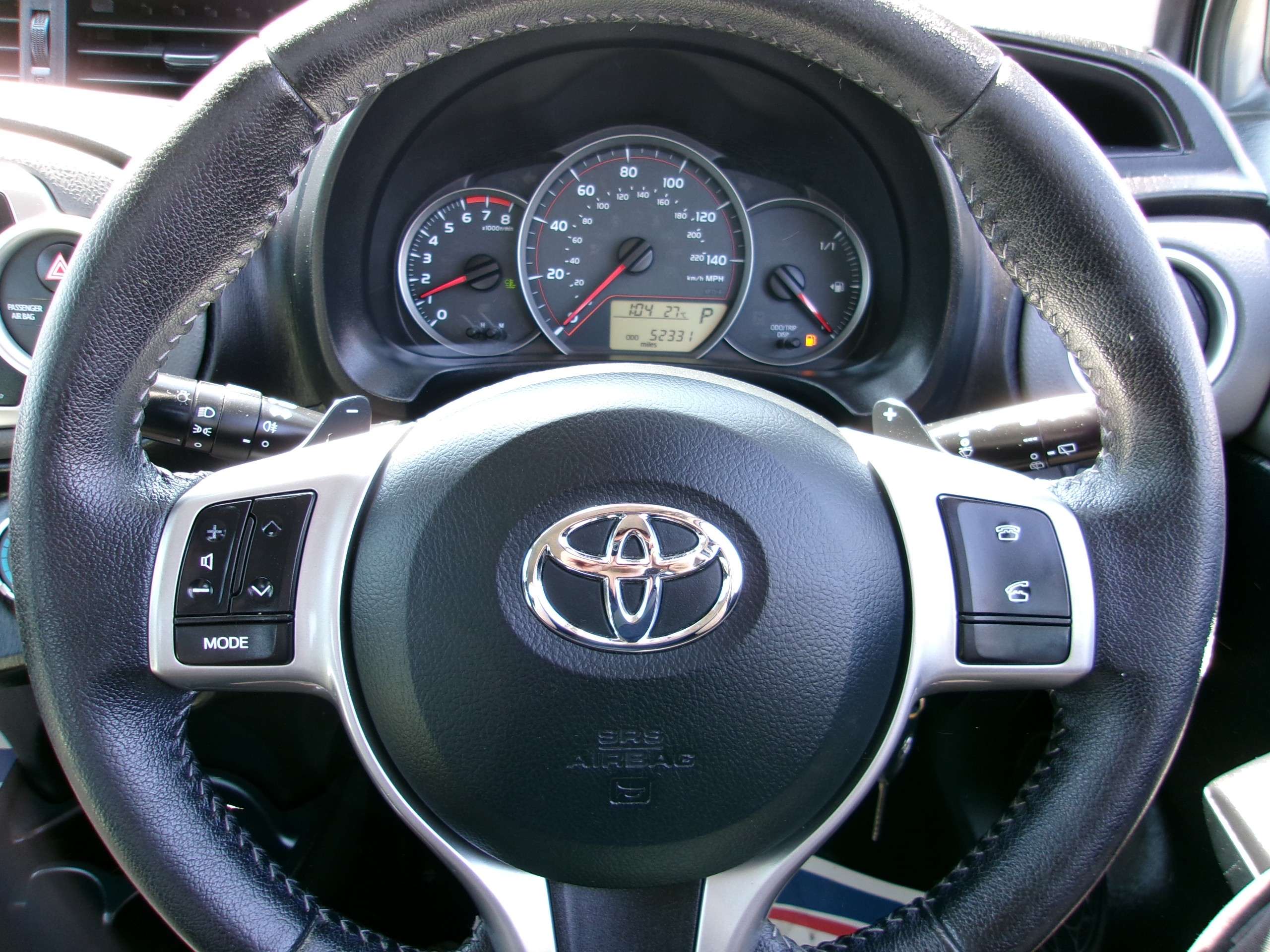 2012 TOYOTA YARIS 2012 TOYOTA YARIS