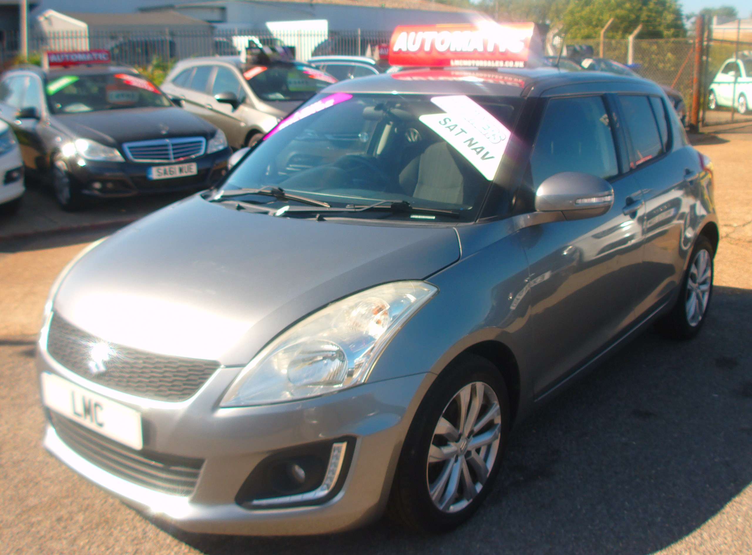 A 2016 SUZUKI SWIFT 1.2 SZ4 Hatchback 5dr Petrol Auto Euro 6 (94 ps) A 2016 SUZUKI SWIFT 1.2 SZ4 Hatchback 5dr Petrol Auto Euro 6 (94 ps)