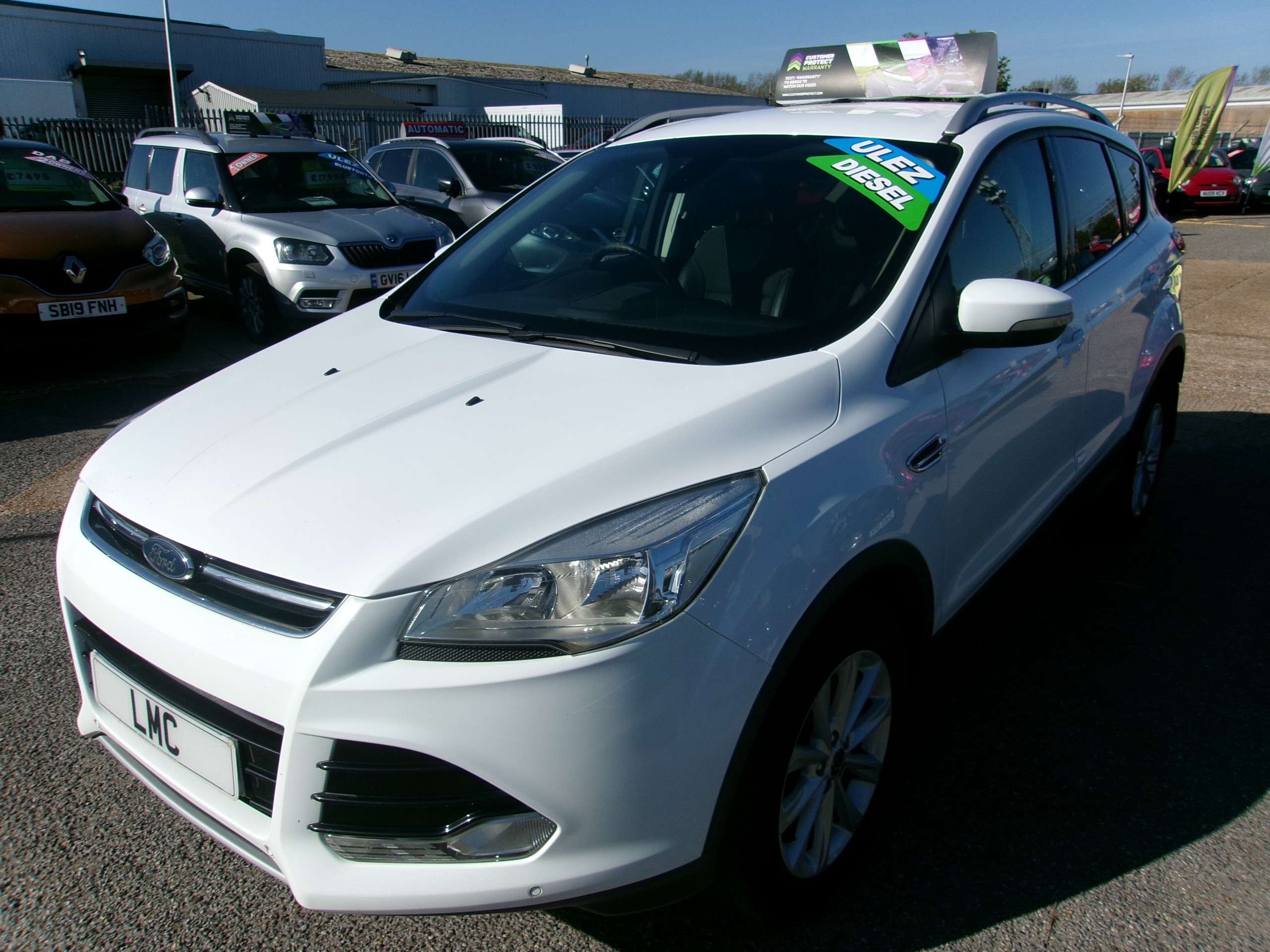 A 2015 FORD KUGA 2.0 TDCi Titanium SUV 5dr Diesel Manual 2WD Euro 6 (s/s) (150 ps) A 2015 FORD KUGA 2.0 TDCi Titanium SUV 5dr Diesel Manual 2WD Euro 6 (s/s) (150 ps)