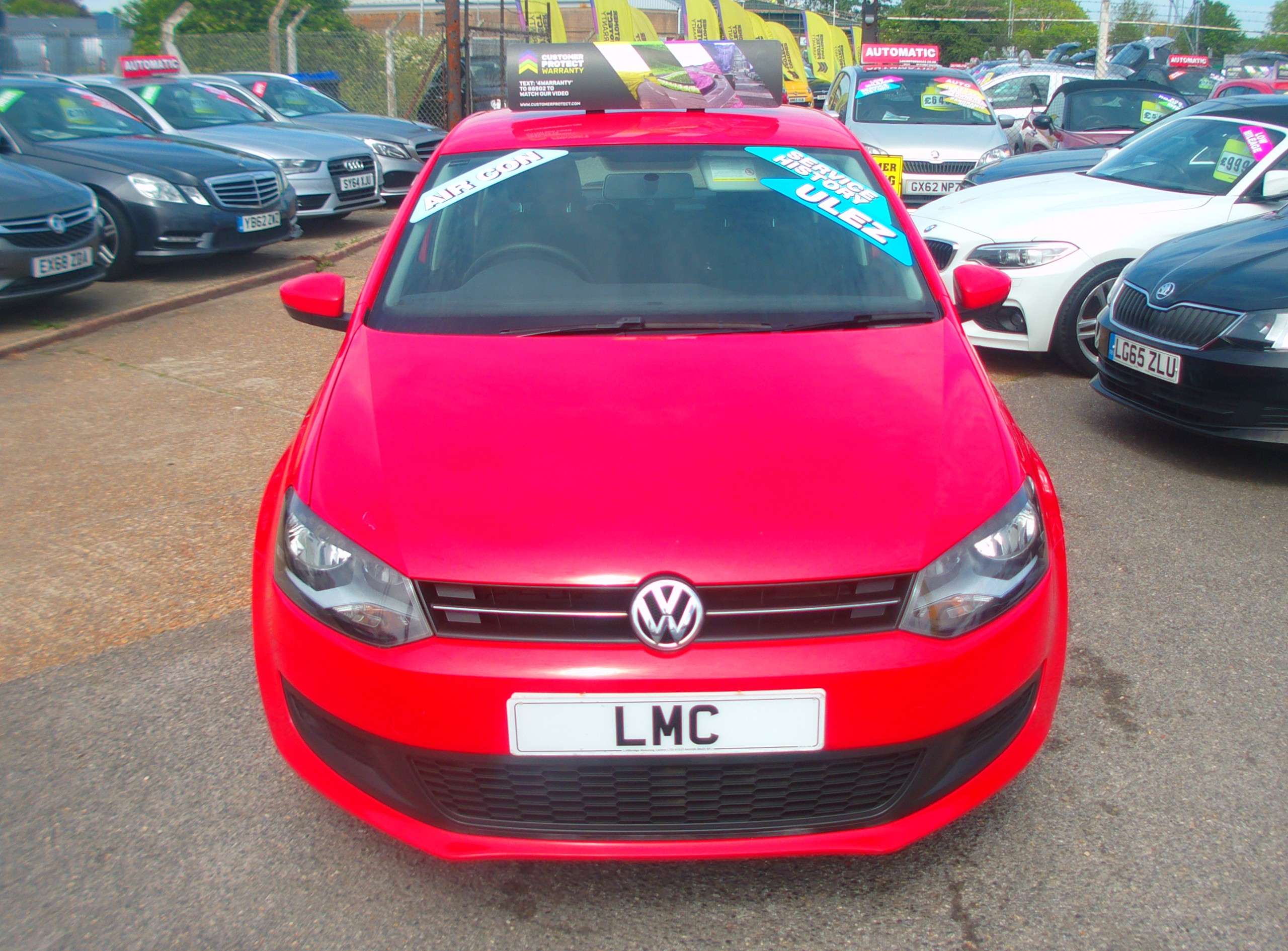 A 2009 VOLKSWAGEN POLO 1.2 SE 5-Door A 2009 VOLKSWAGEN POLO 1.2 SE 5-Door