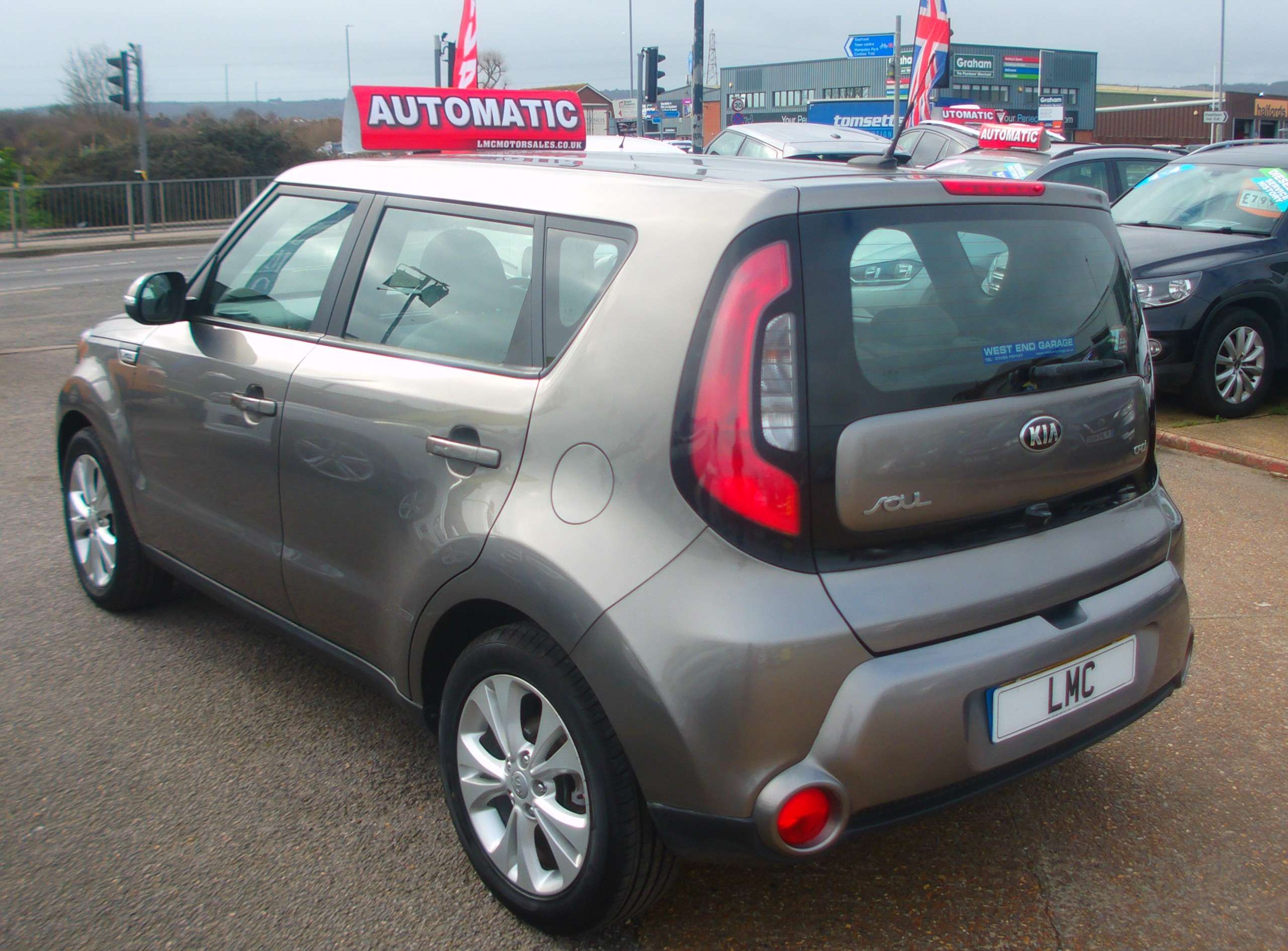A 2016 KIA SOUL 1.6 CRDi Connect Plus SUV 5dr Diesel DCT Euro 6 (134 bhp) A 2016 KIA SOUL 1.6 CRDi Connect Plus SUV 5dr Diesel DCT Euro 6 (134 bhp)