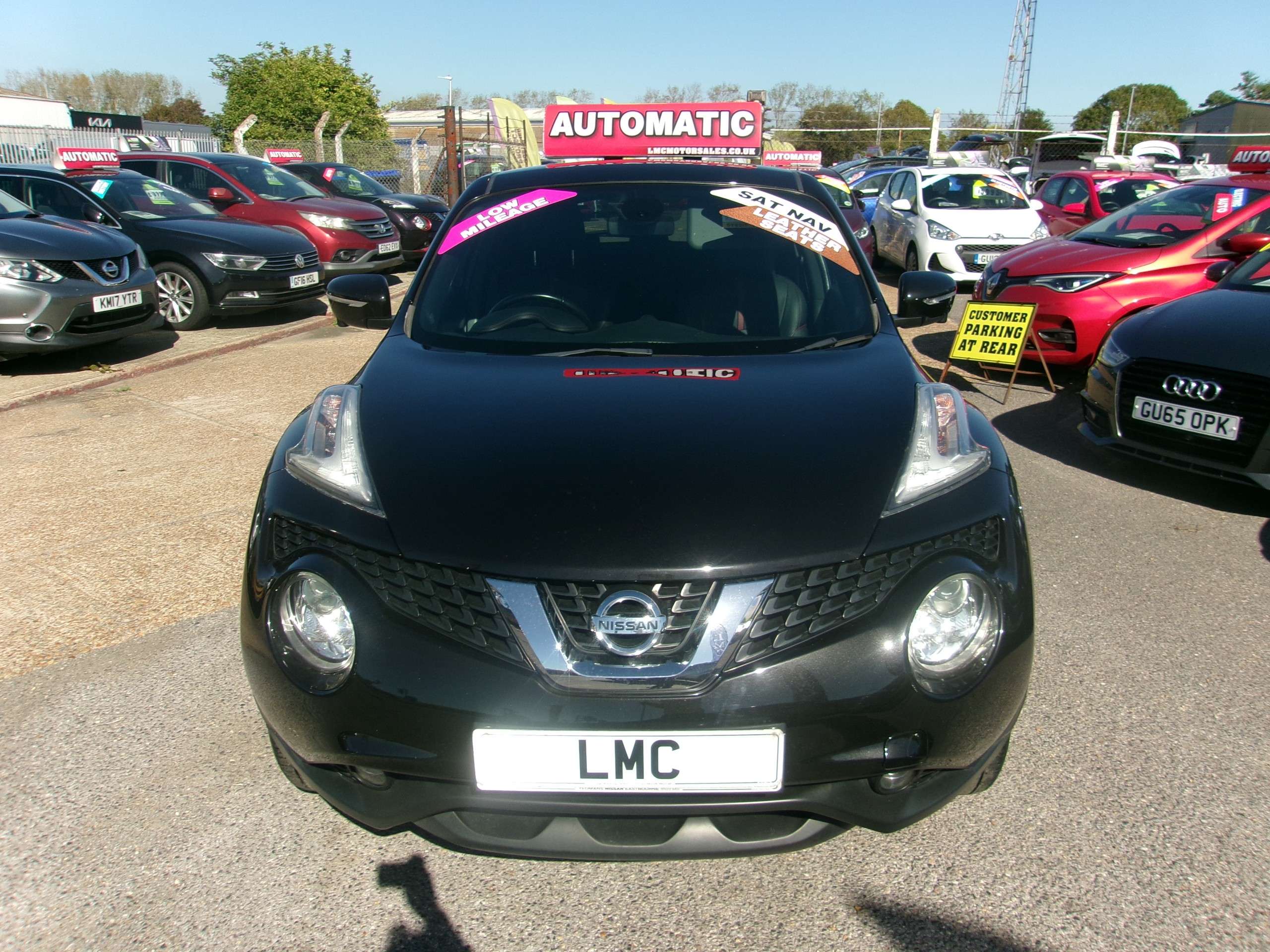 A 2018 NISSAN JUKE Automatic 1.6 Tekna SUV 5dr Petrol XTRON Euro 6 (117 ps) A 2018 NISSAN JUKE Automatic 1.6 Tekna SUV 5dr Petrol XTRON Euro 6 (117 ps)