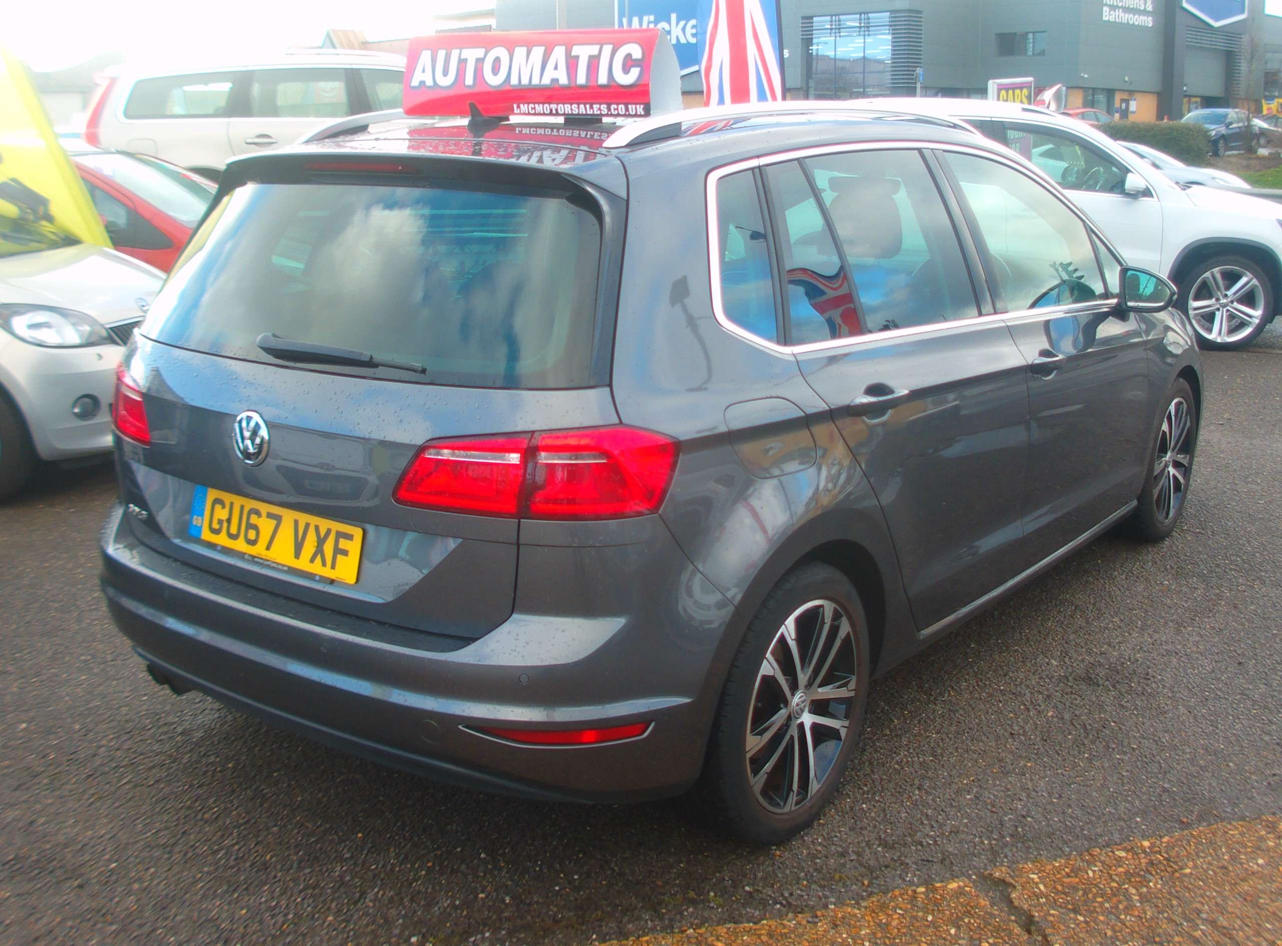 2017 VOLKSWAGEN GOLF SV 2017 VOLKSWAGEN GOLF SV