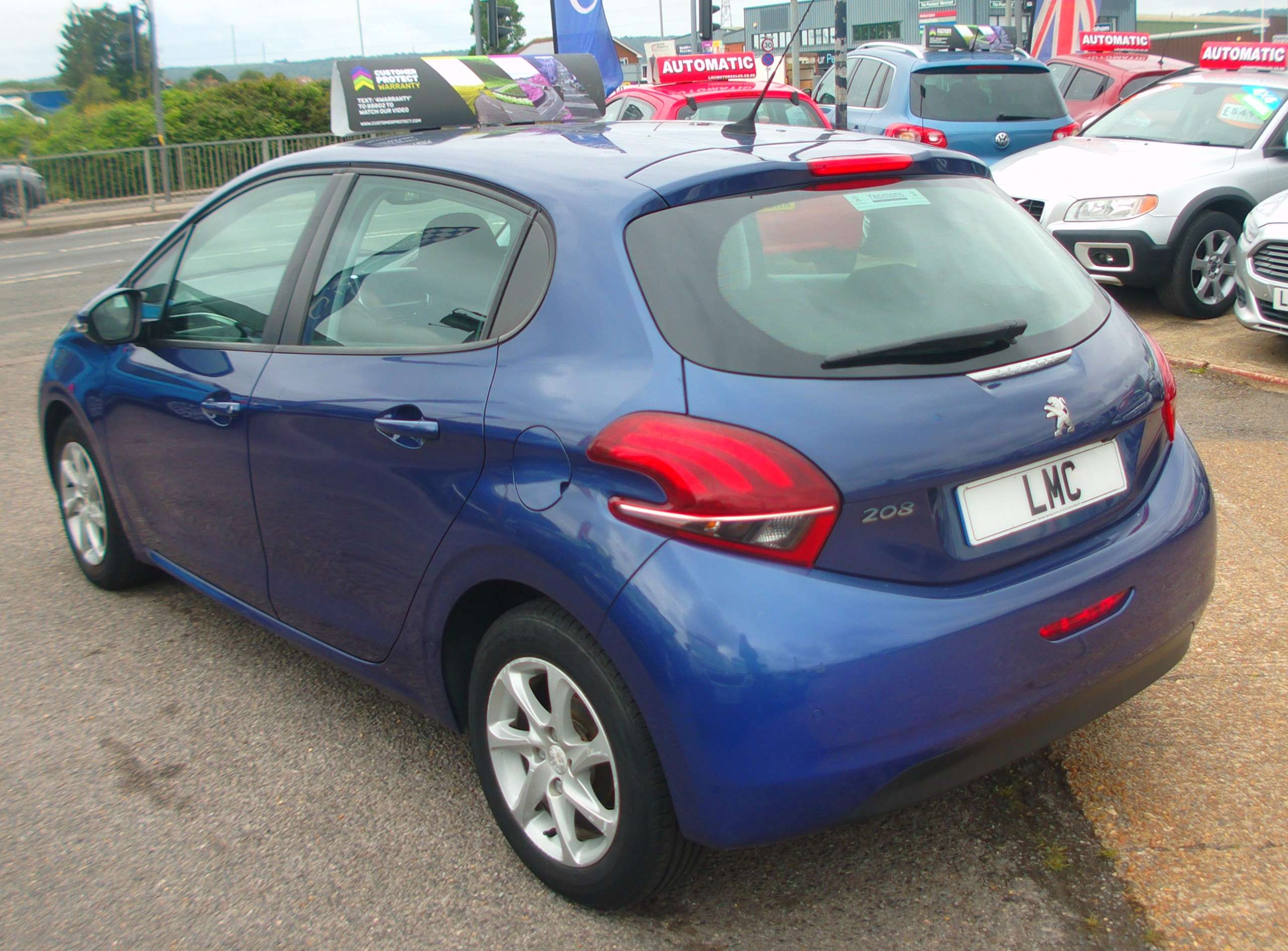 A 2015 PEUGEOT 208 1.2 PureTech Active Hatchback 5dr Petrol Manual Euro 6 (82 ps) A 2015 PEUGEOT 208 1.2 PureTech Active Hatchback 5dr Petrol Manual Euro 6 (82 ps)