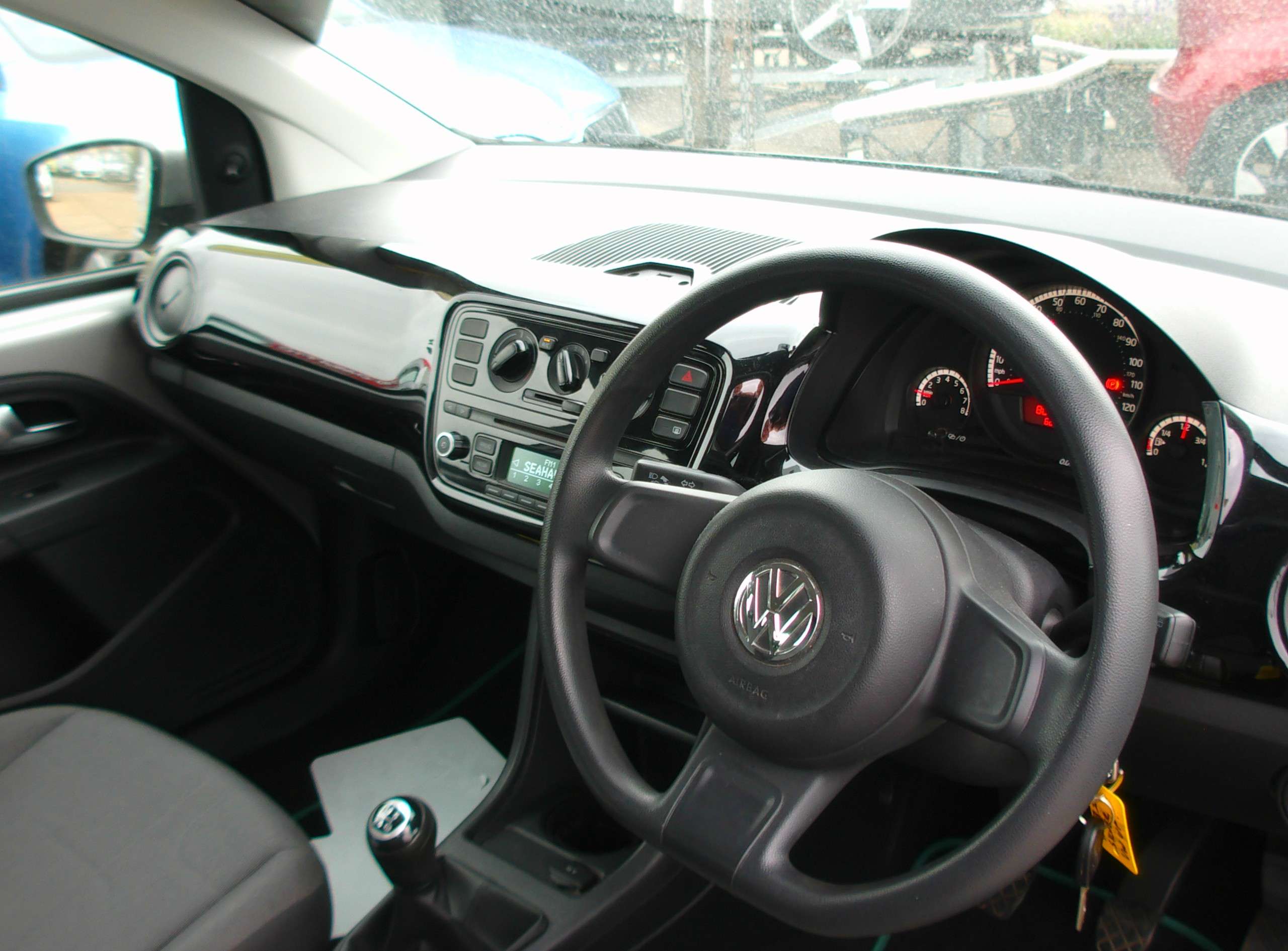 2014 VOLKSWAGEN UP 2014 VOLKSWAGEN UP