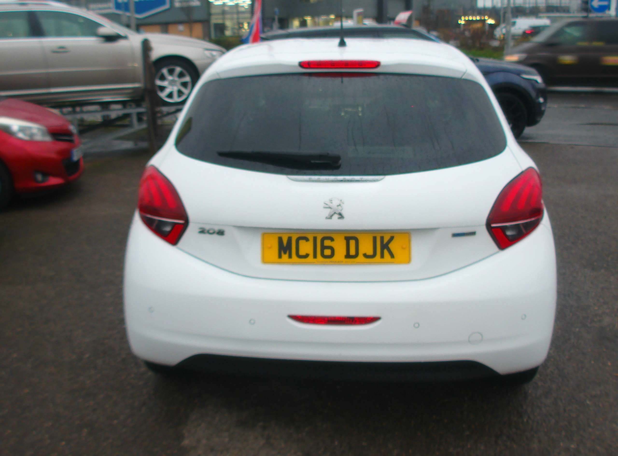 2016 PEUGEOT 208 2016 PEUGEOT 208