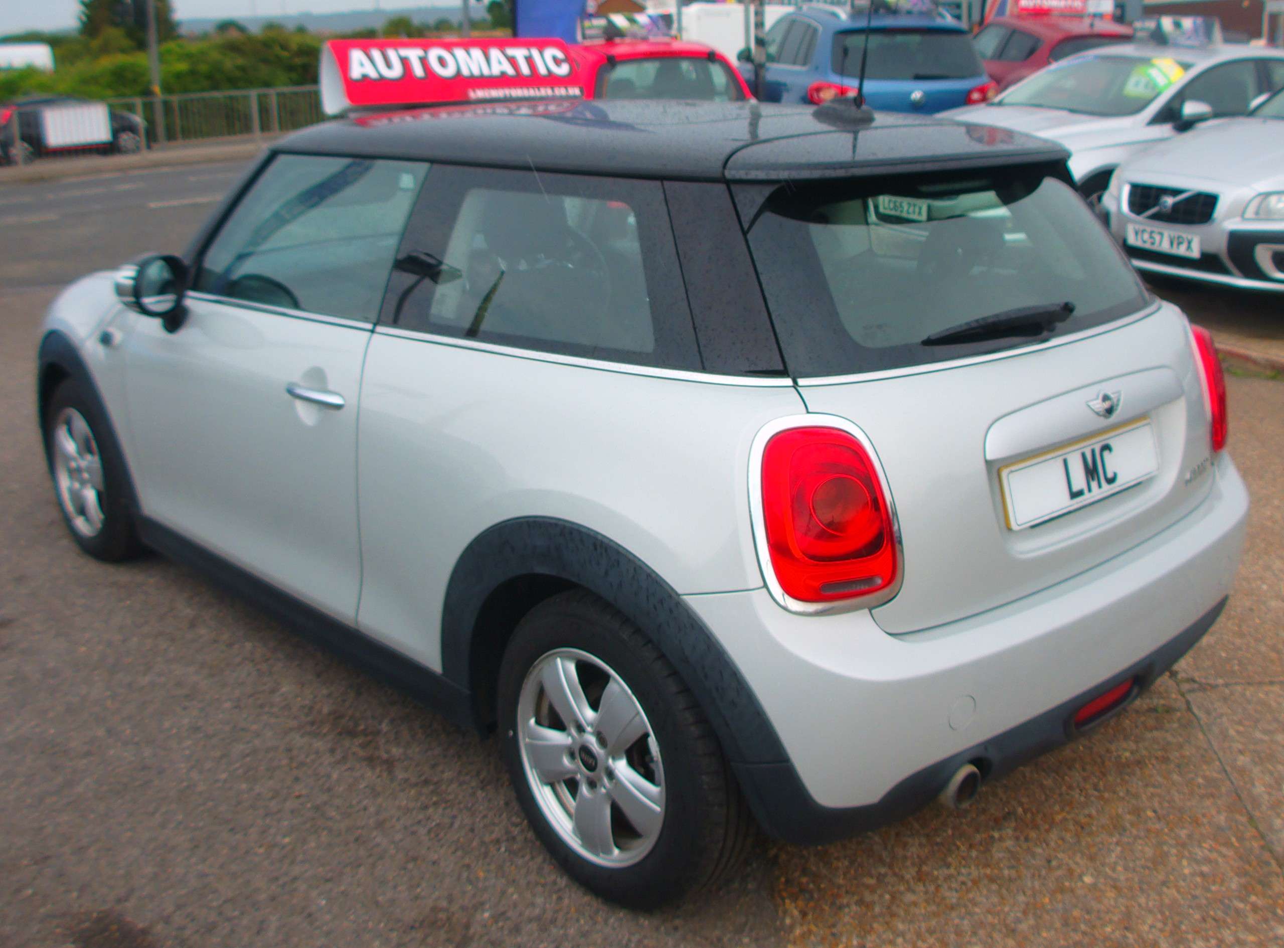 A 2015 MINI HATCH 1.5 Cooper Hatchback 3dr Petrol Auto Euro 6 (s/s) (136 ps) A 2015 MINI HATCH 1.5 Cooper Hatchback 3dr Petrol Auto Euro 6 (s/s) (136 ps)