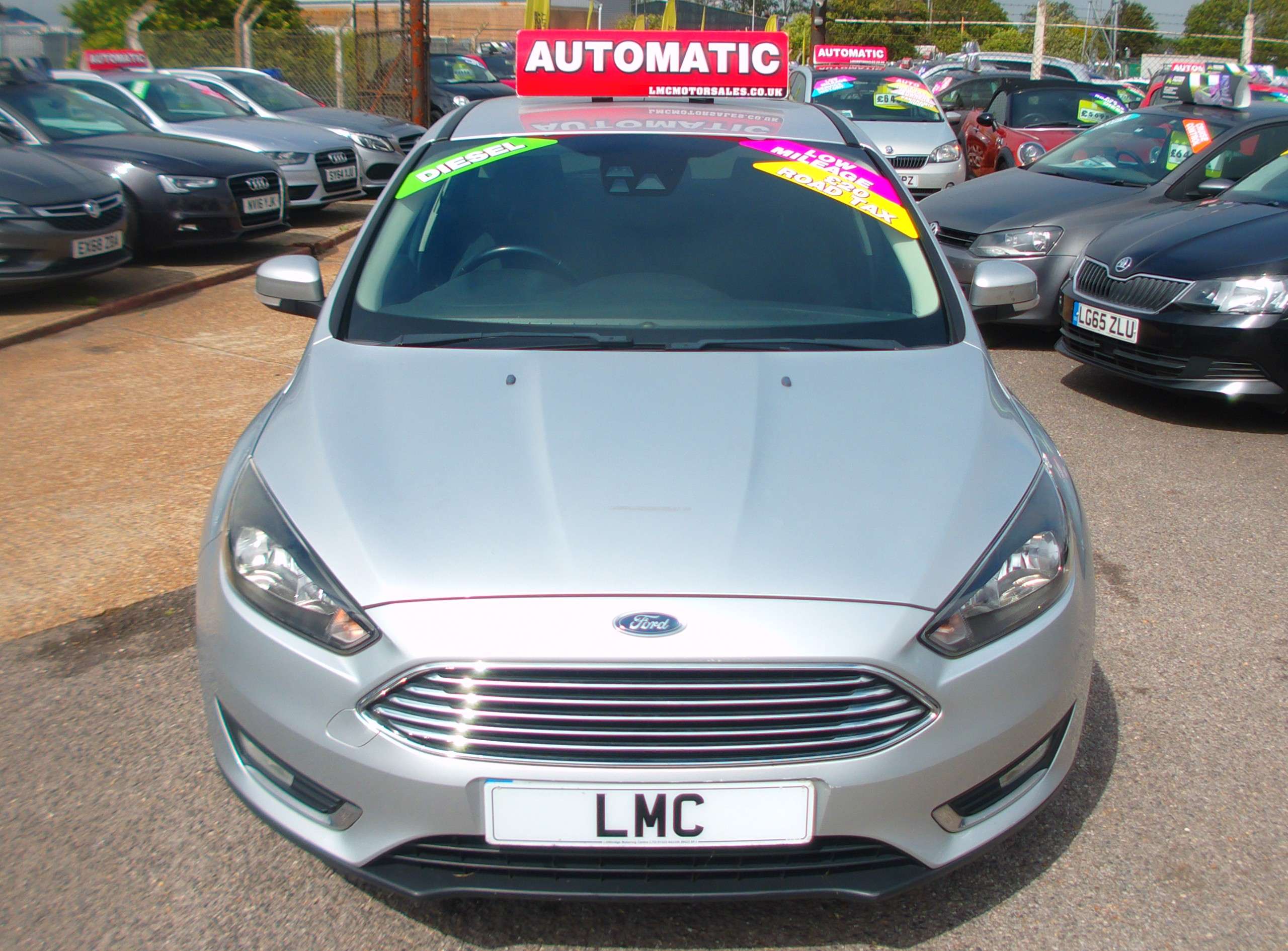 A 2015 FORD FOCUS 1.5 TDCi Titanium Hatchback 5dr Diesel Powershift Euro 6 (s/s) (120 ps) A 2015 FORD FOCUS 1.5 TDCi Titanium Hatchback 5dr Diesel Powershift Euro 6 (s/s) (120 ps)